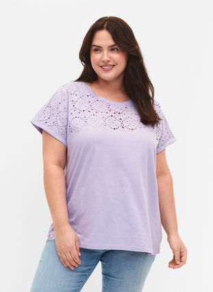 Loose t-shirt with embroidery anglaise, Lavender, Model image number 0
