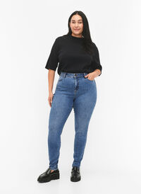 Amy jeans with a high waist and super slim fit, Blue denim, Model