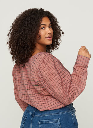 Checked blouse with buttons and puff sleeves, Rosa Check, Model image number 1