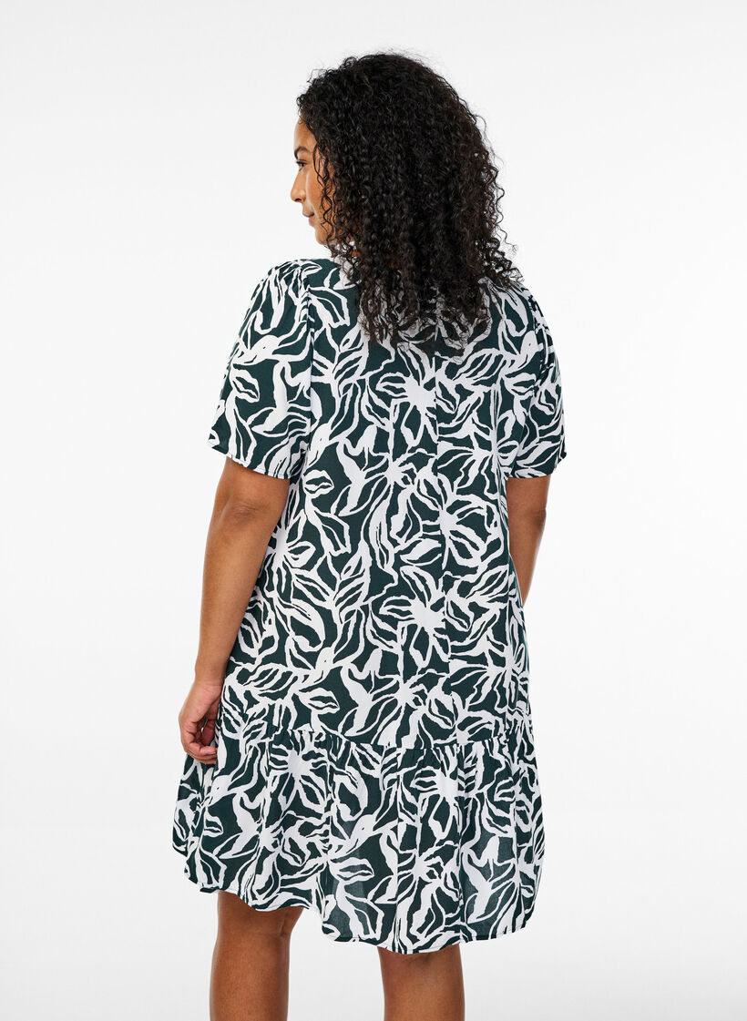 FLASH - Dress in viscose with cutline, Green, Model image number 2