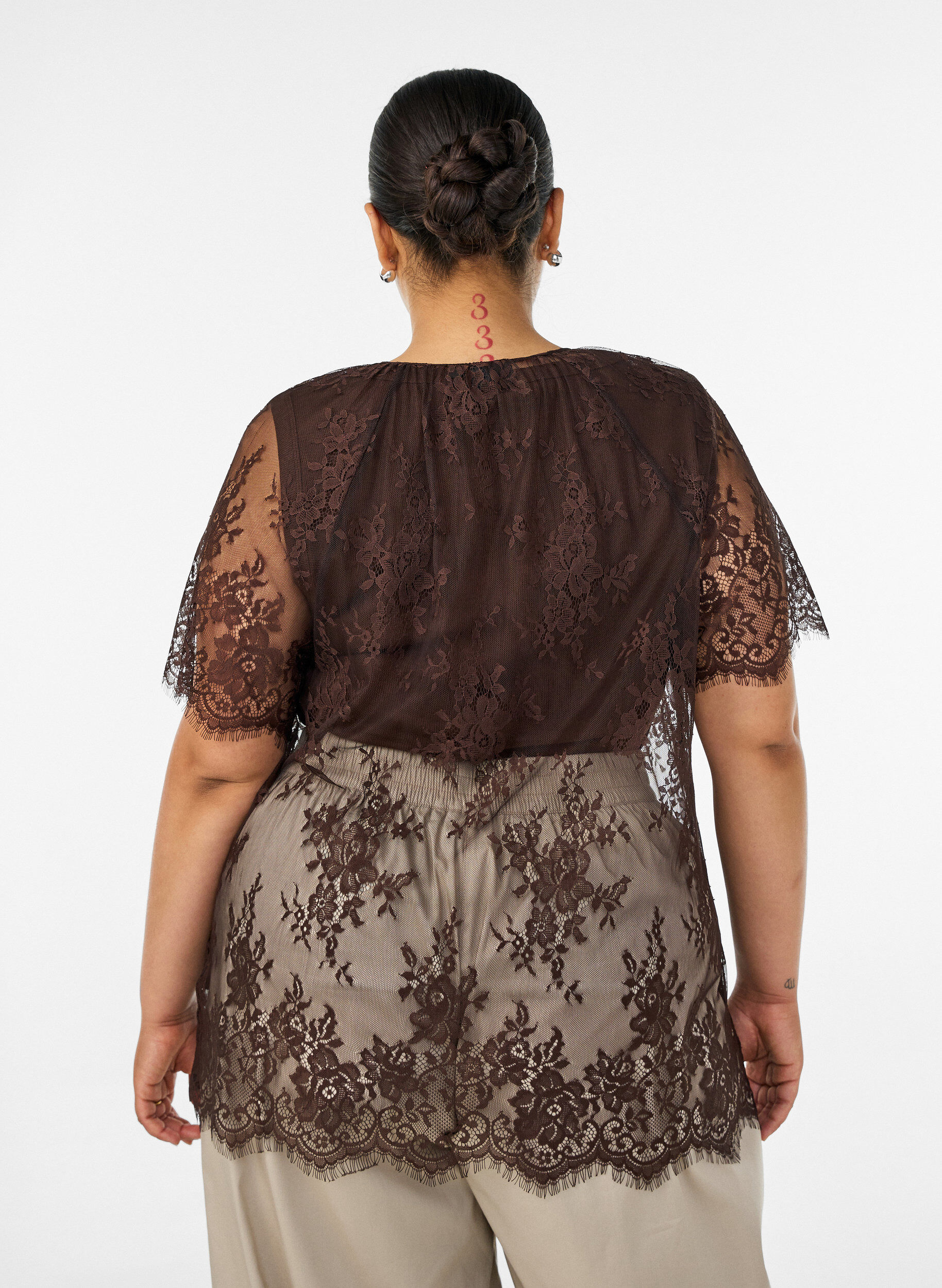 Zizzifashion Short-sleeved lace blouse with tie-fastening, Brown, Model image number 2