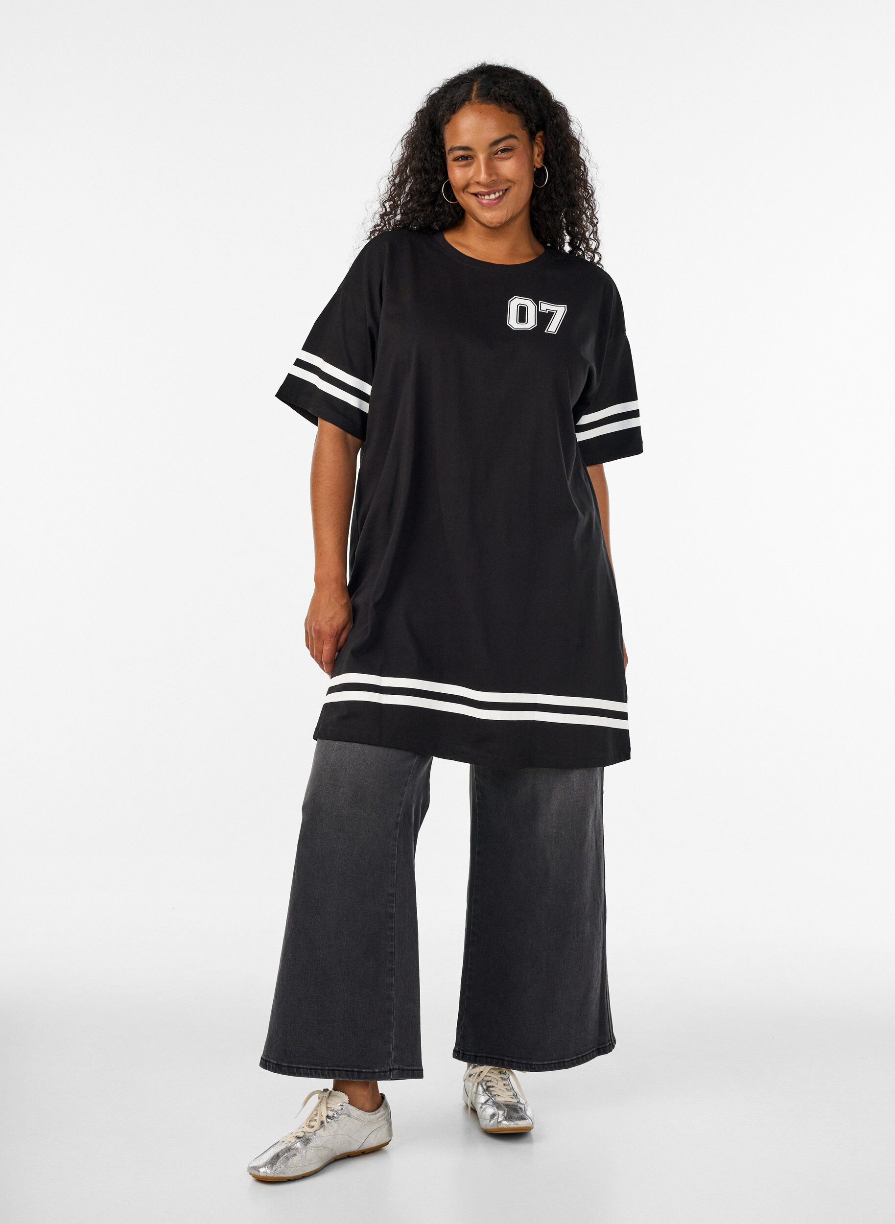 ZizzifashionShort T-shirt dress with sporty details, Black, Model image number 1
