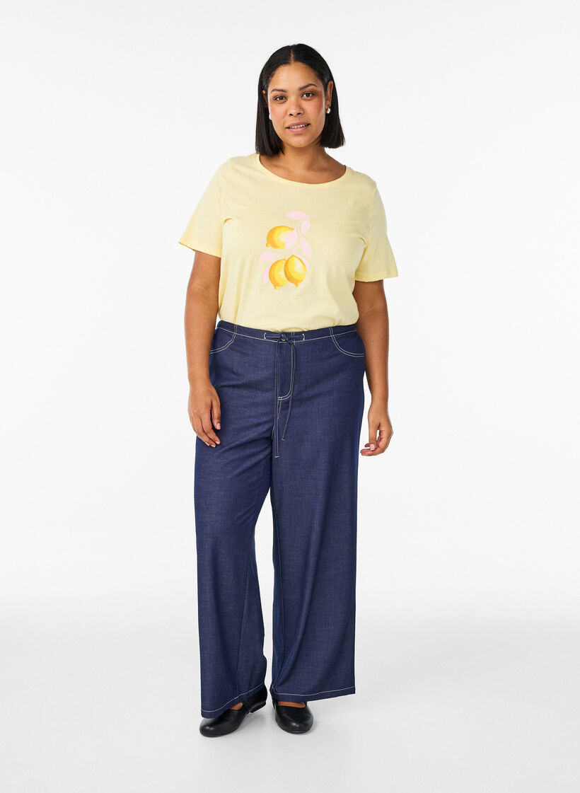 Denim-look trousers with contrast stitching, Blue, Model image number 0