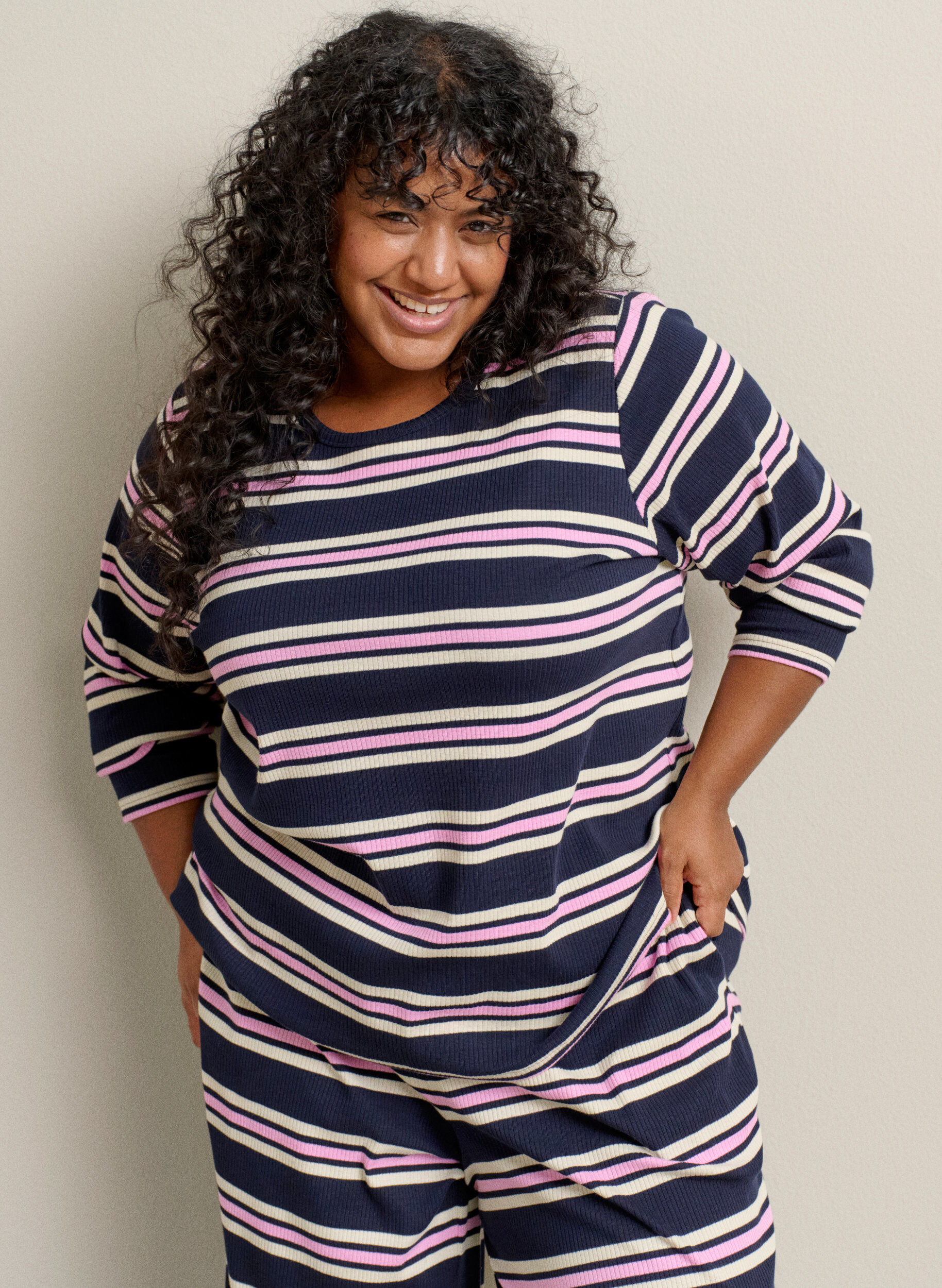 Zizzifashion Striped pyjama bottoms with wide legs, Blue, Image image number 0