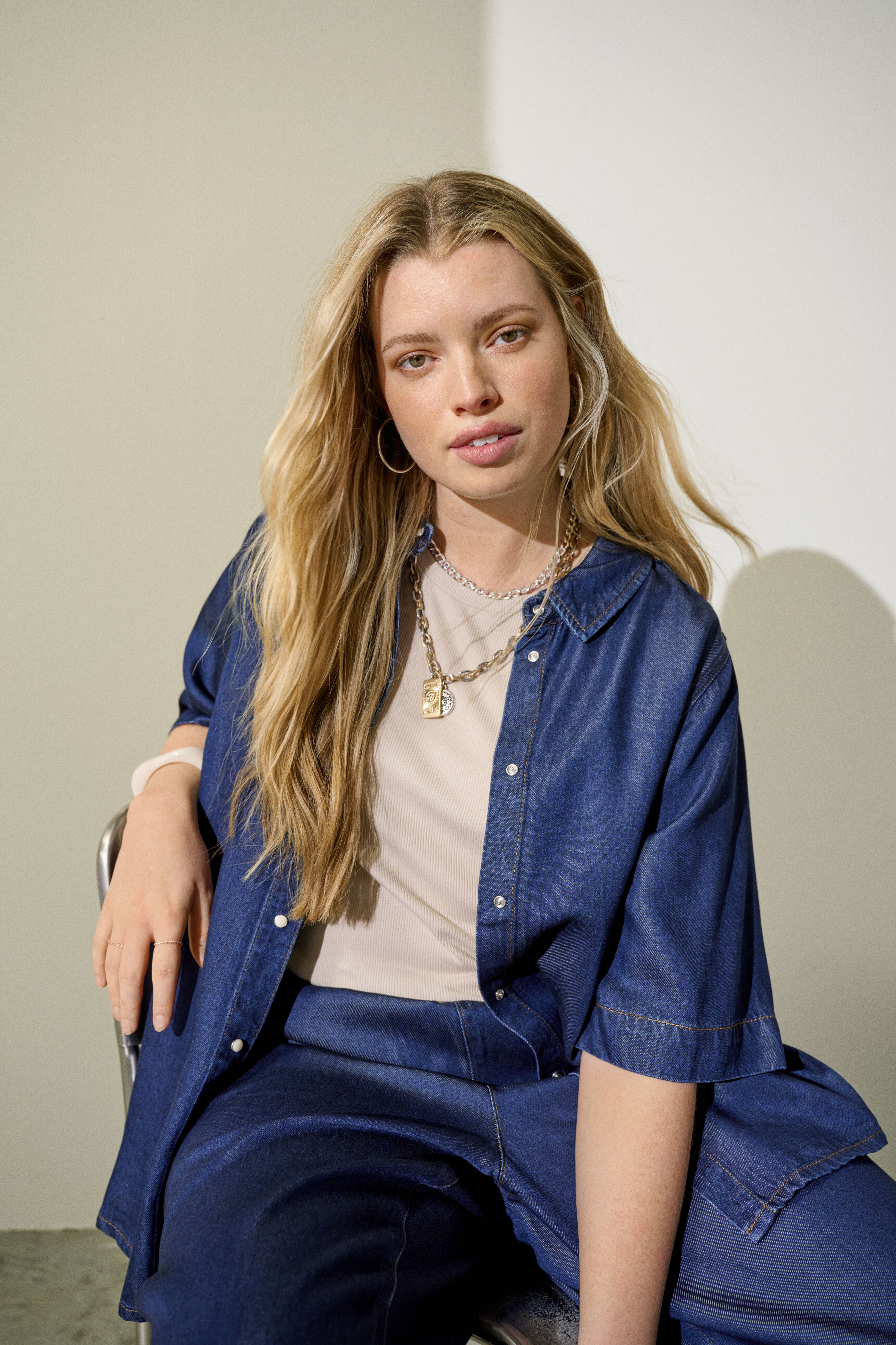 Zizzifashion Denim-look, , Model