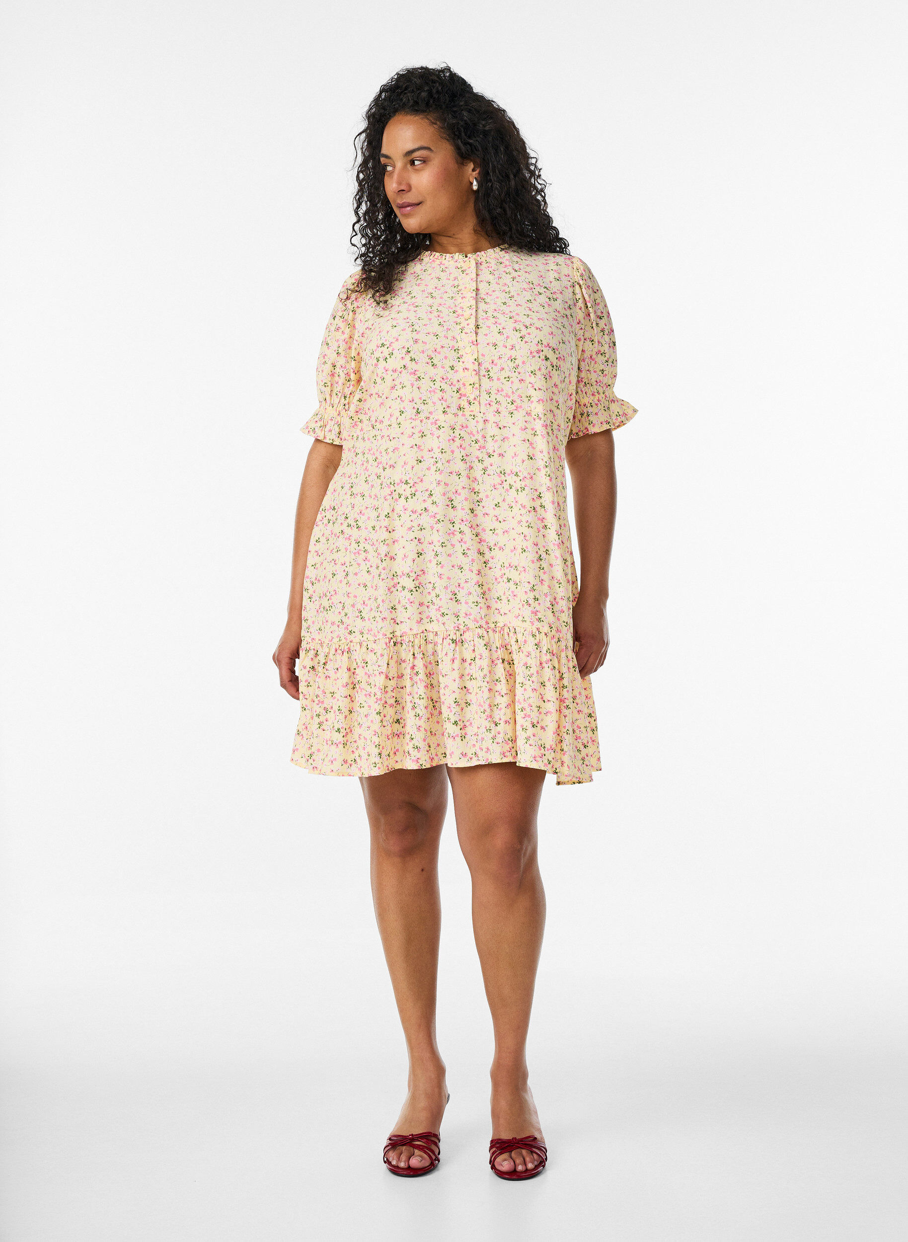 Zizzifashion Short viscose dress with ruffle details, Yellow, Model image number 1