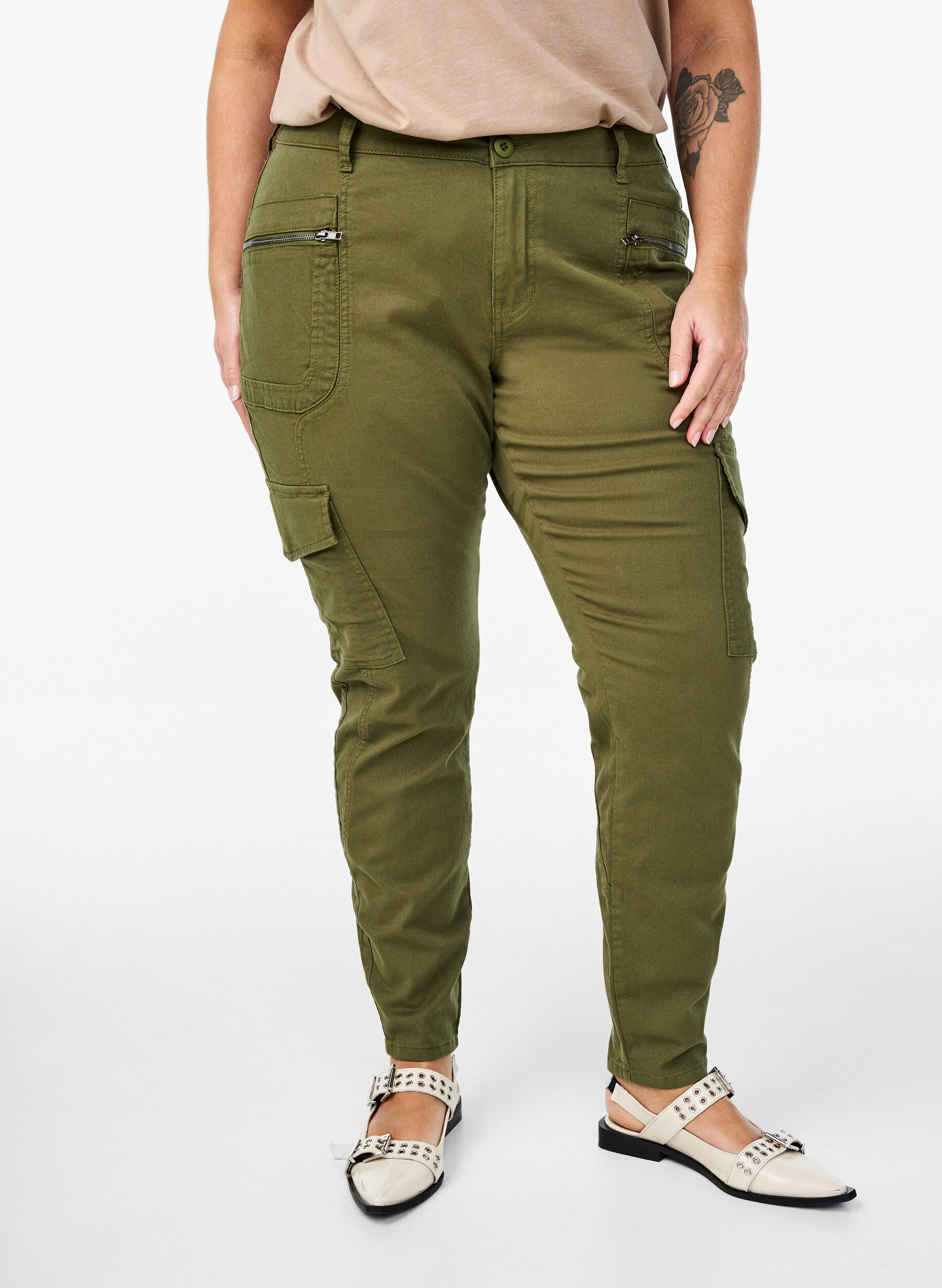 Zizzifashion Slim fit trousers with cargo pockets, Green, Model image number 2