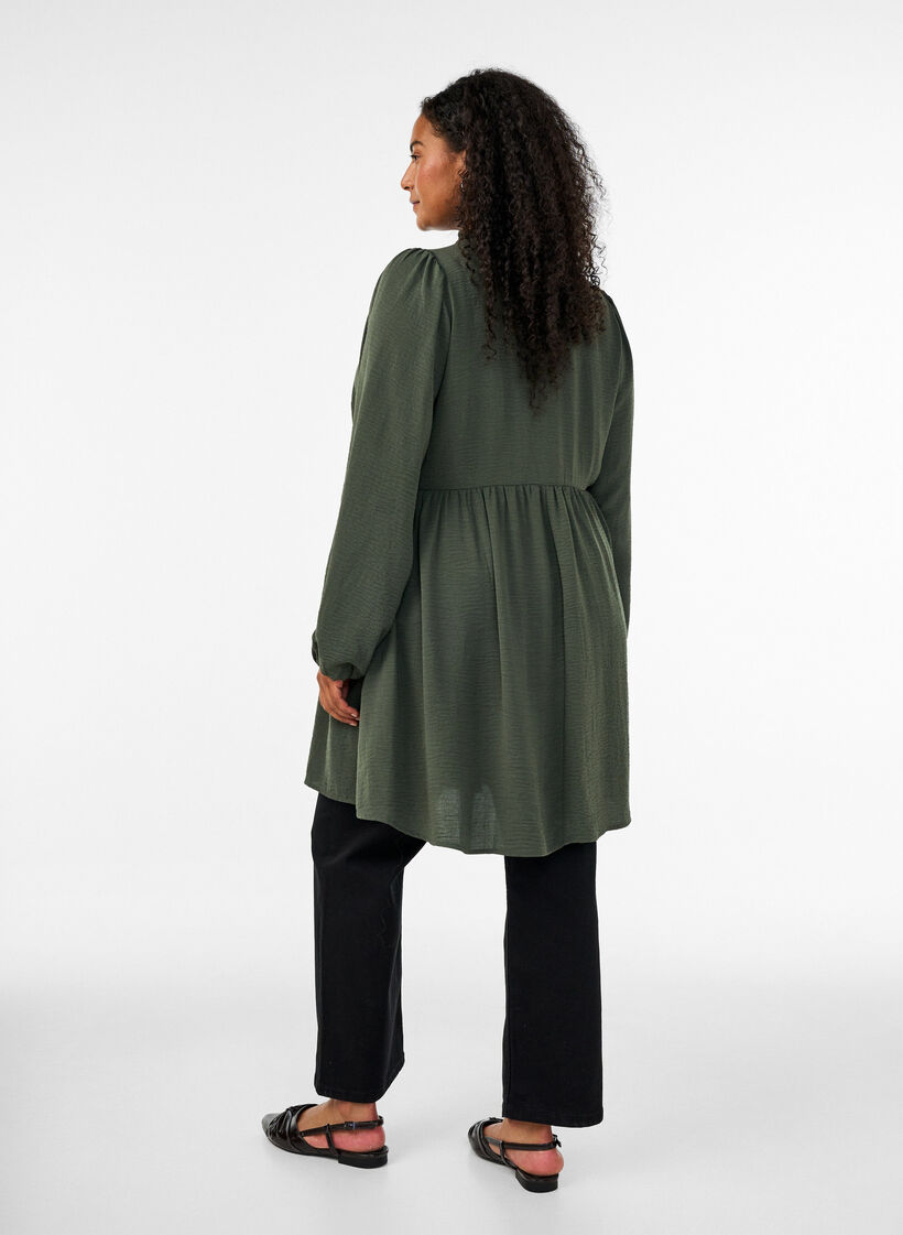 A-line dress with an empire line, Green, Model image number 2