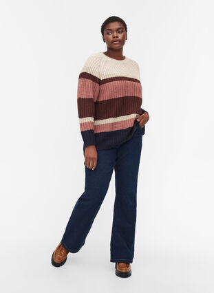 Loose, striped knitted sweater with rounded neckline, Pumice Stone Comb, Model image number 2