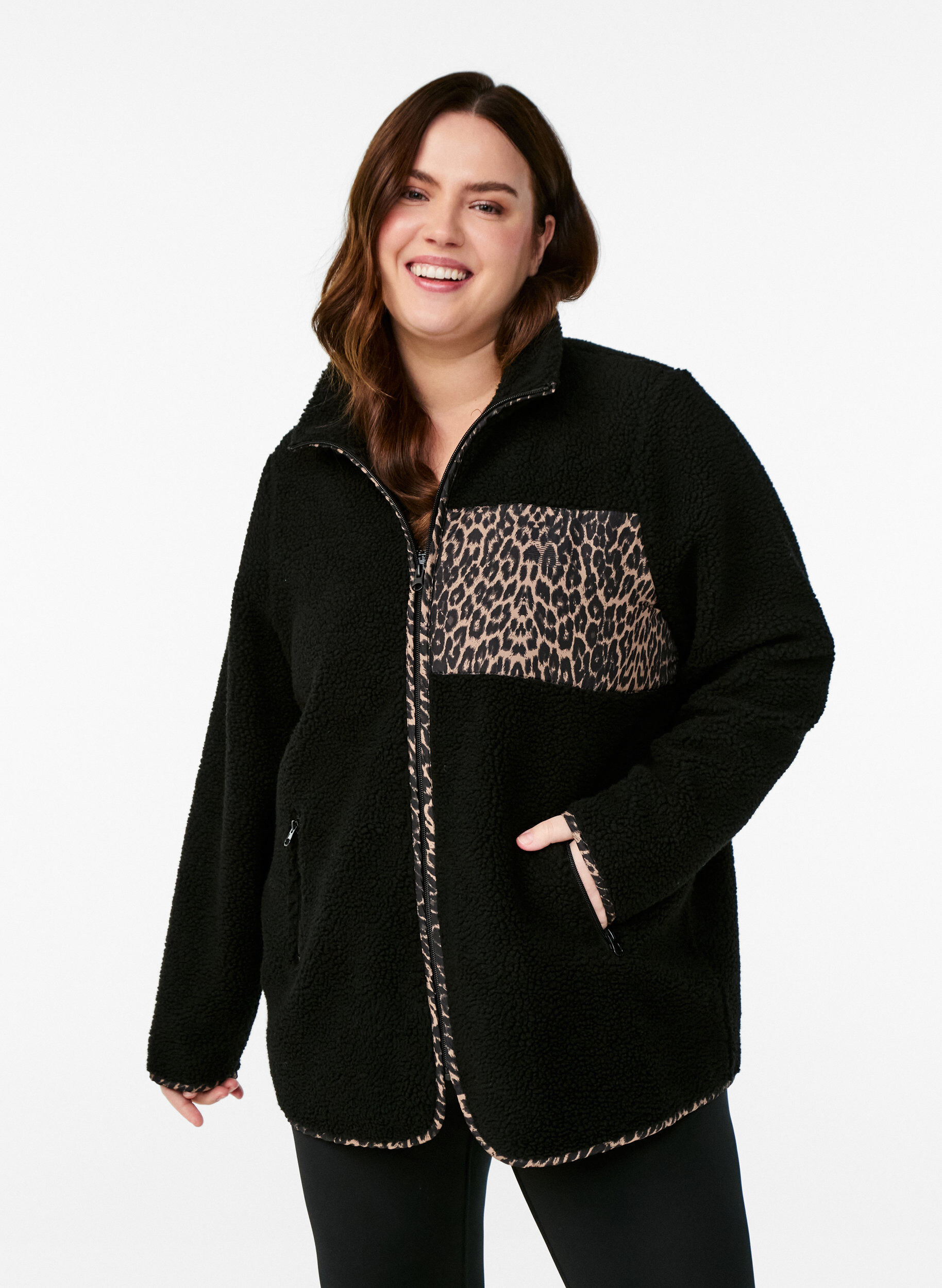 Teddy fleece jacket with leopard details, Black, Model
