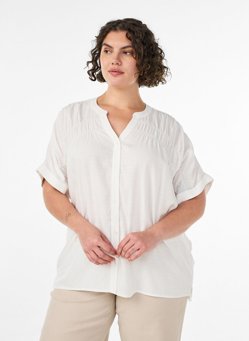 Viscose shirt with short sleeves and ruched detail, Vanilla, Model image number 0
