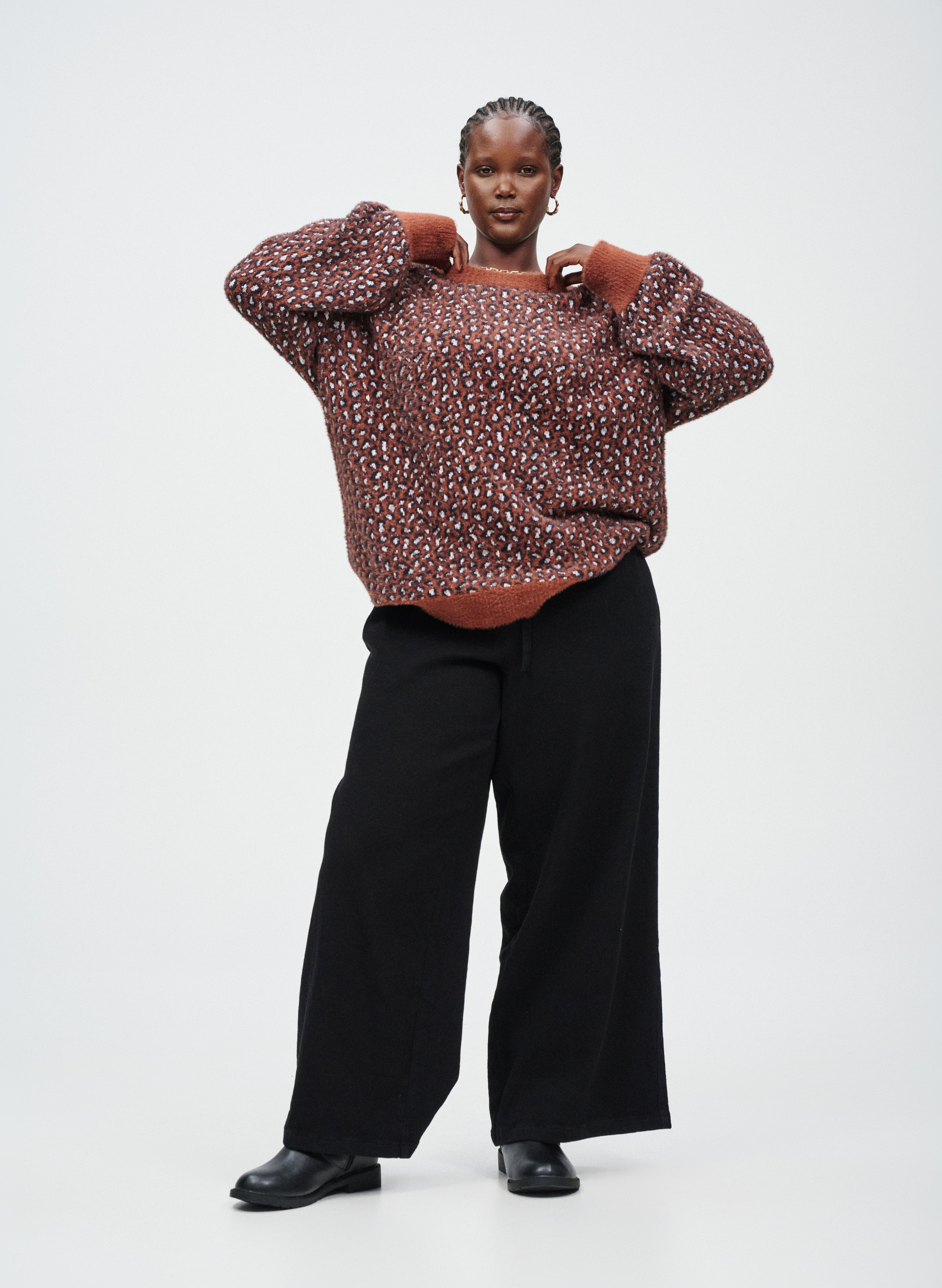 Knitted sweater with leopard print, , Model