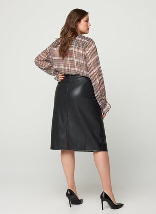 Imitation leather skirt, Black, Model image number 1