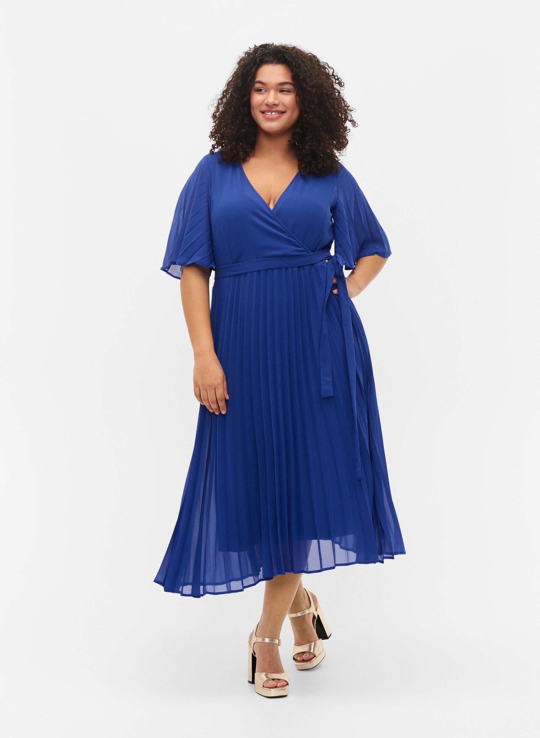 Zizzifashion Pleated midi dress with short sleeves, Clematis Blue, Model image number 0