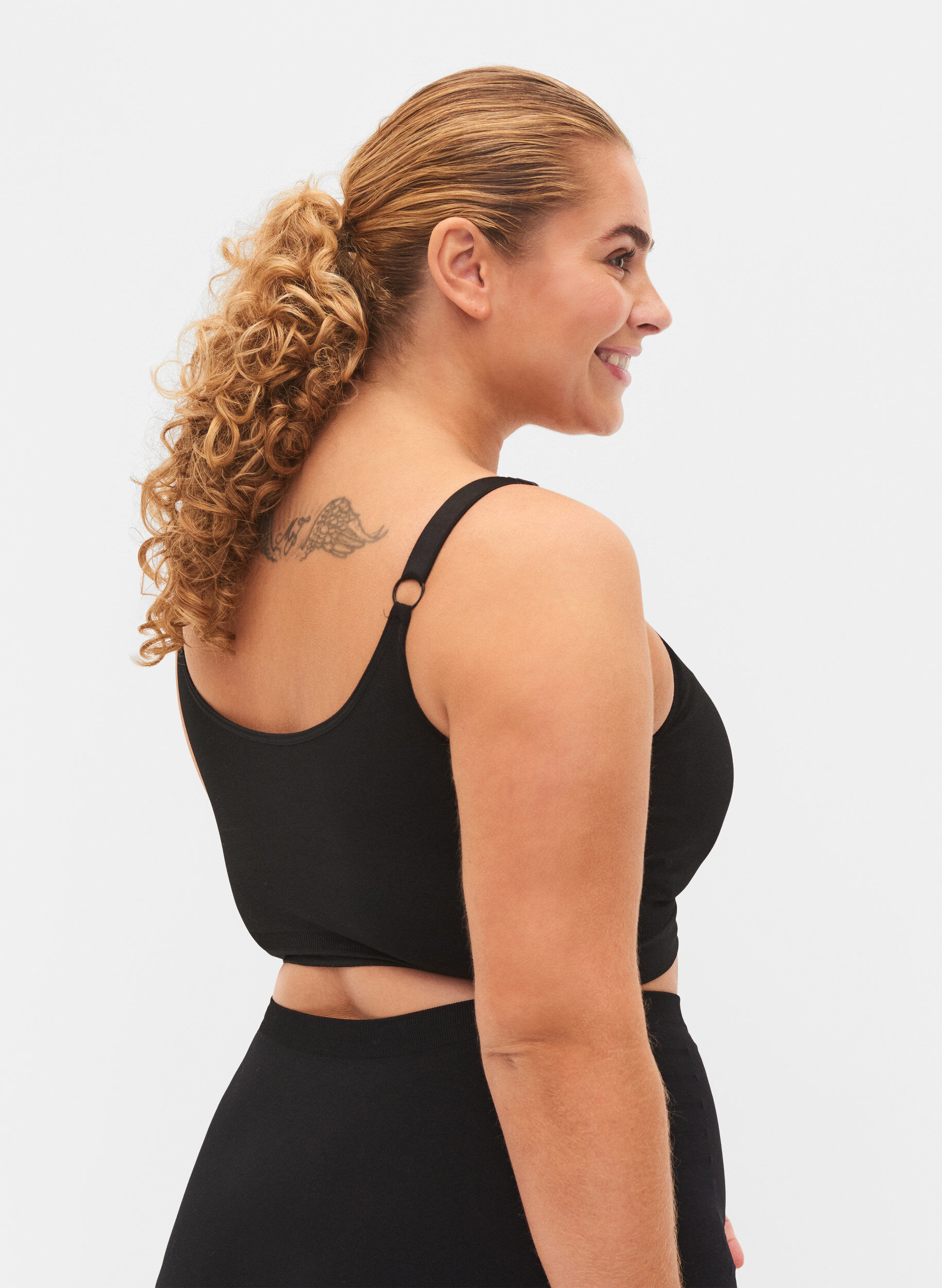 Zizzifashion Seamless bra with lining, Black, Model image number 1