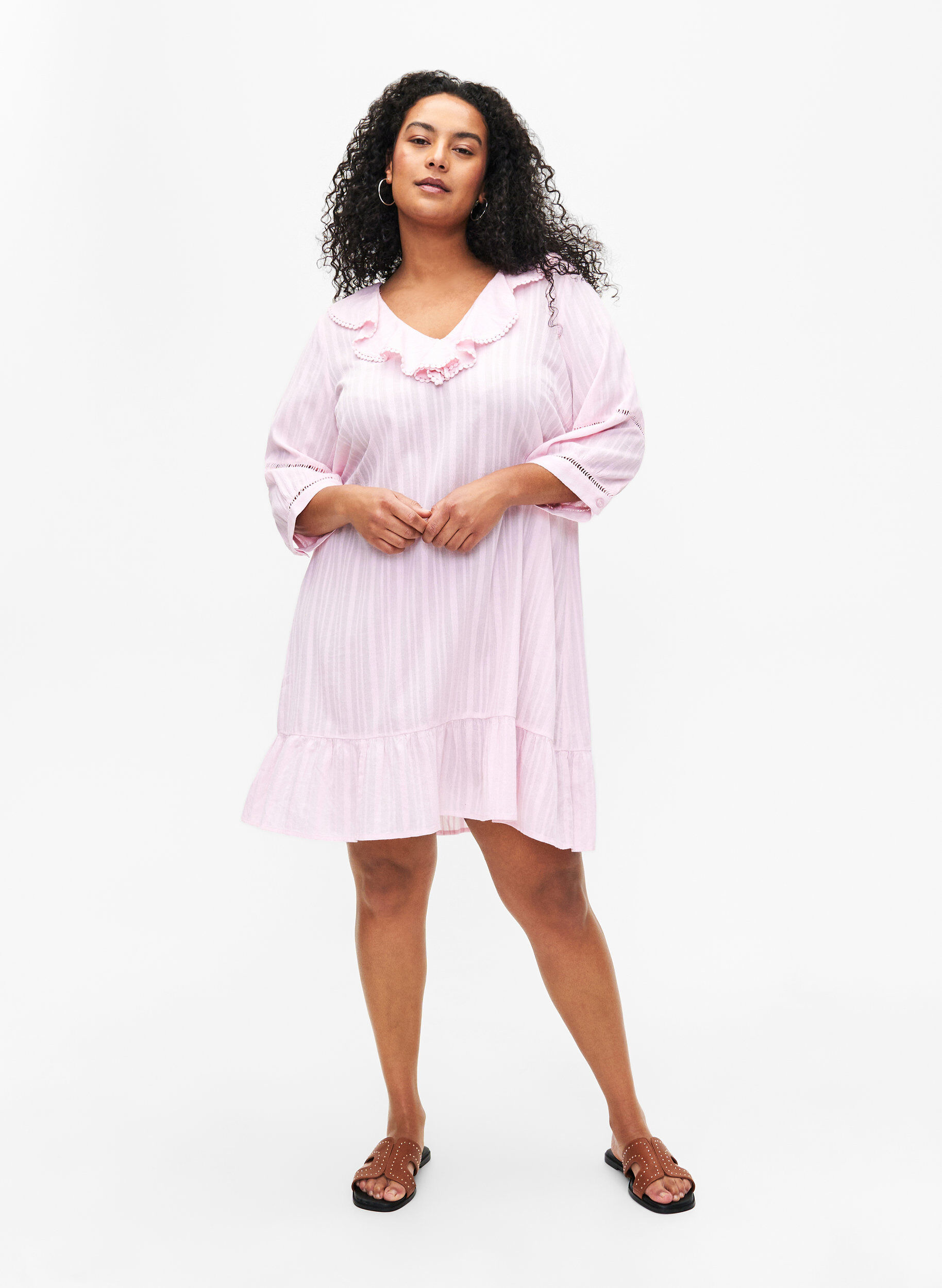 Zizzifashion Cotton-viscose mix dress with 3/4 sleeves, Almond Blossom, Model image number 2