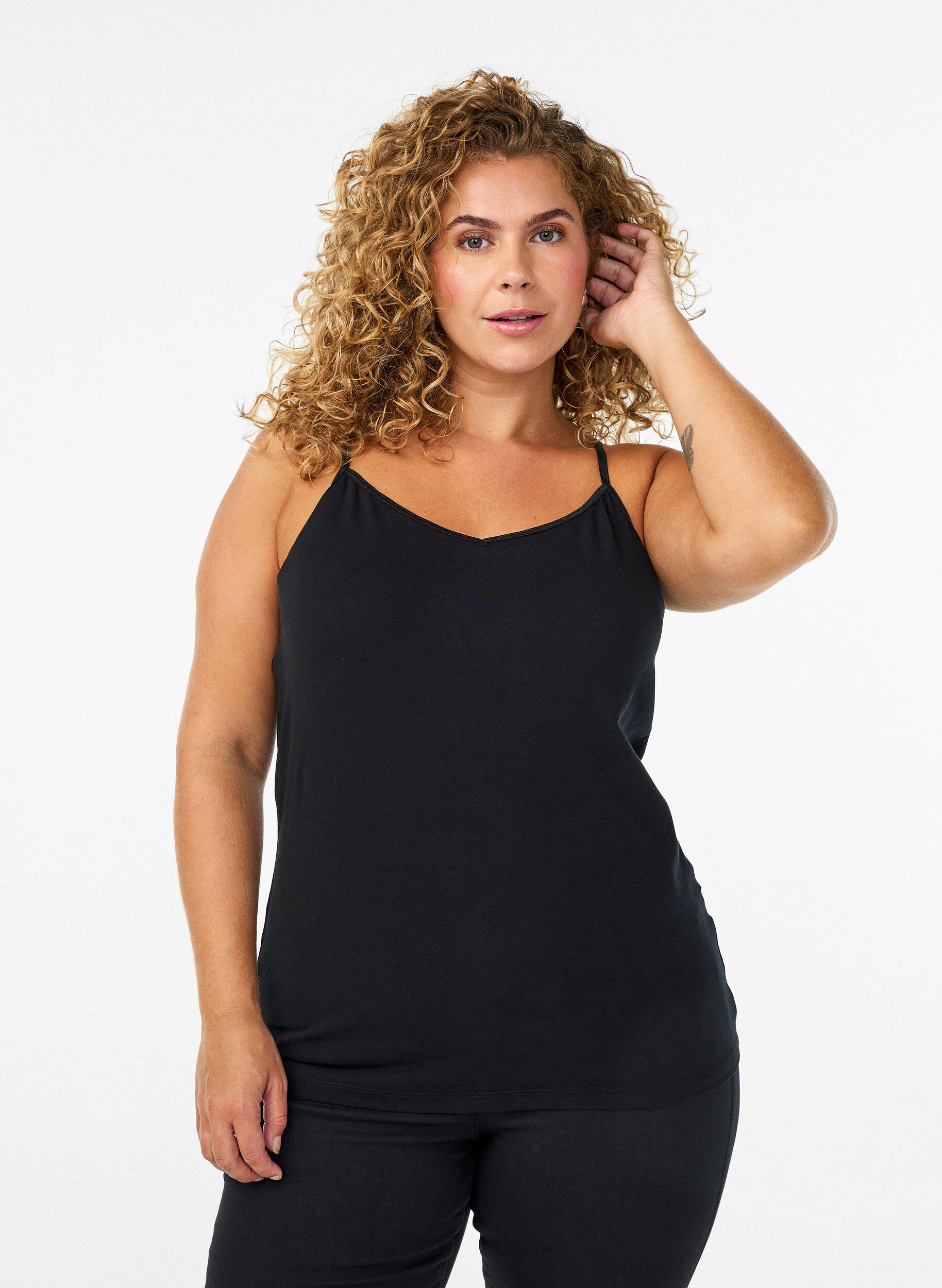 Basic cotton spaghetti strap top, Black, Model