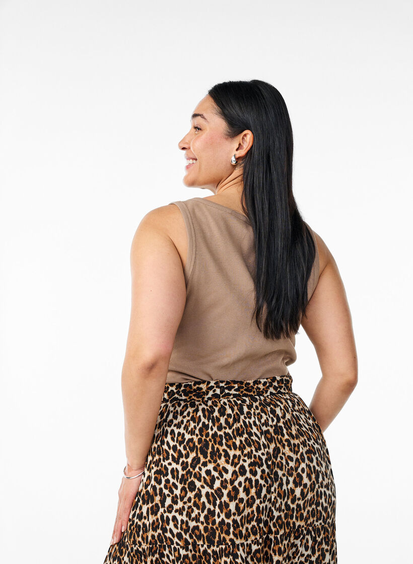 Fitted top with motif, Brown, Model image number 2