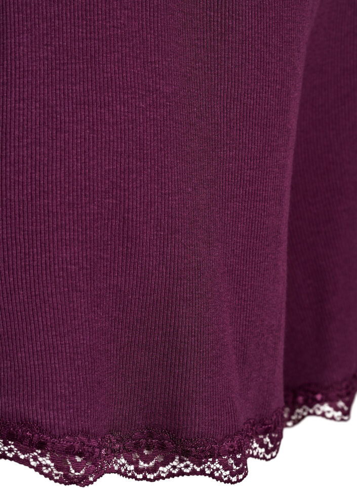 Loose night shorts with ribbed texture and lace trim, Dark Bordeaux, Packshot image number 3