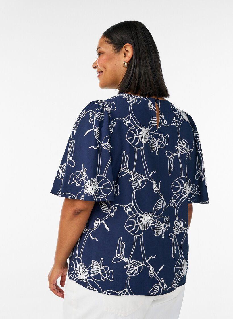 Short-sleeved blouse with embroidered pattern, Blue, Model image number 2