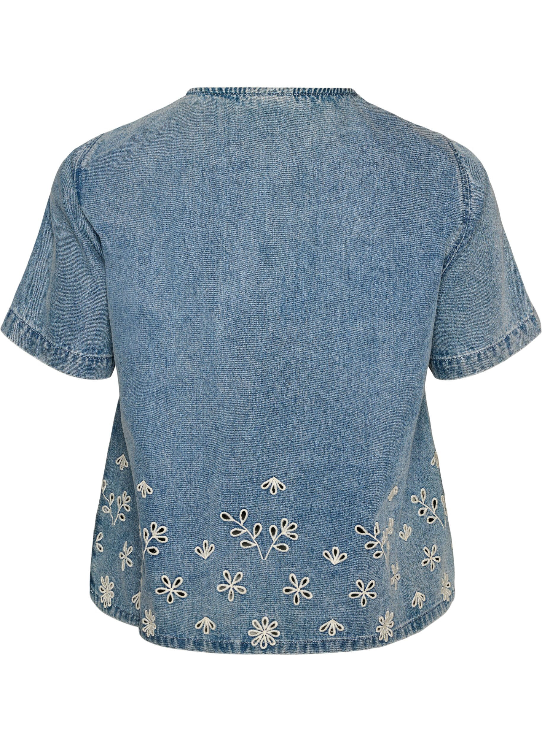 Zizzifashion Short-sleeved denim blouse with broderie anglaise, Light Blue, Packshot image number 1