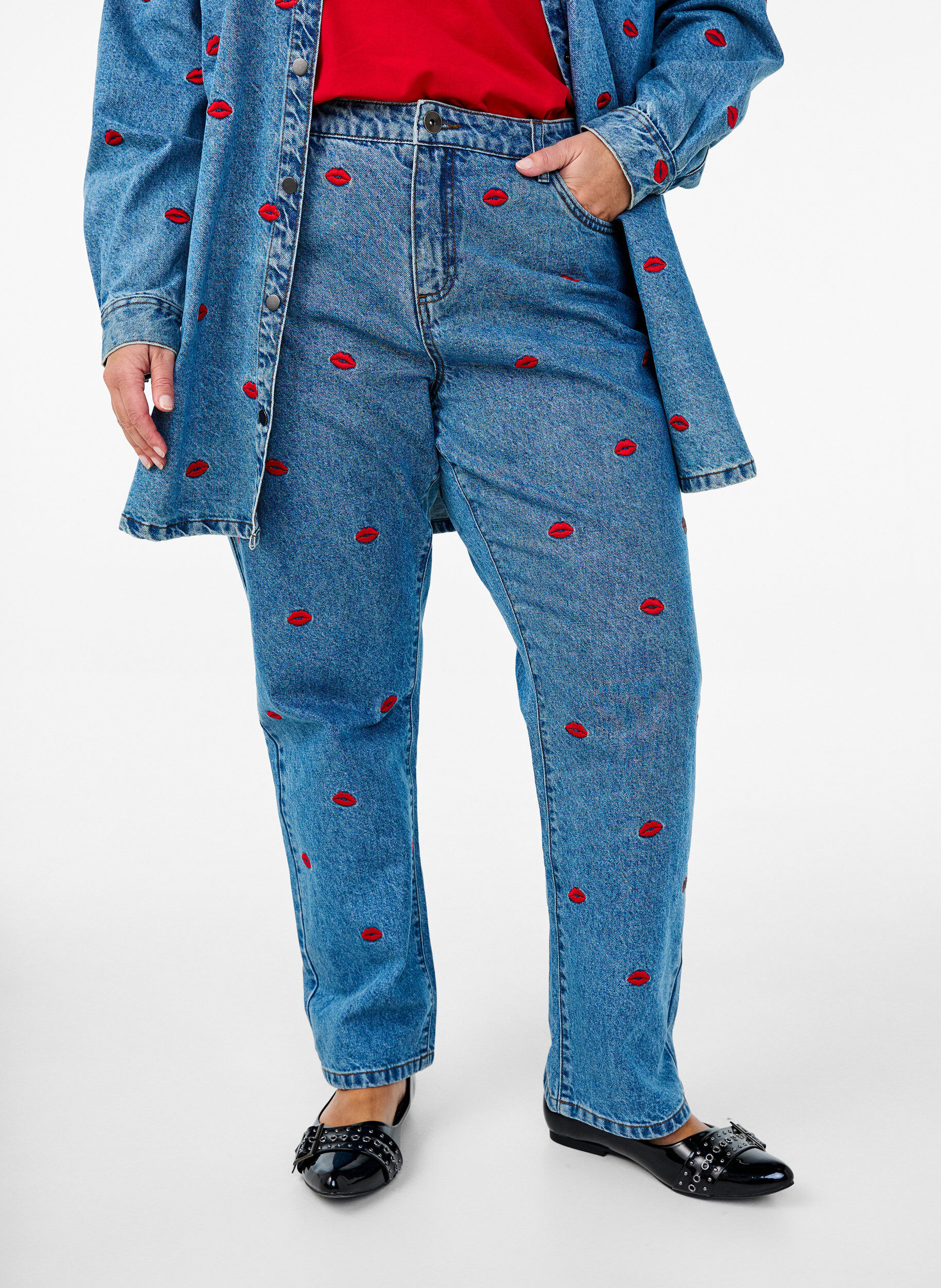 Zizzifashion High-waisted Gemma jeans with lips, Blue, Model image number 2