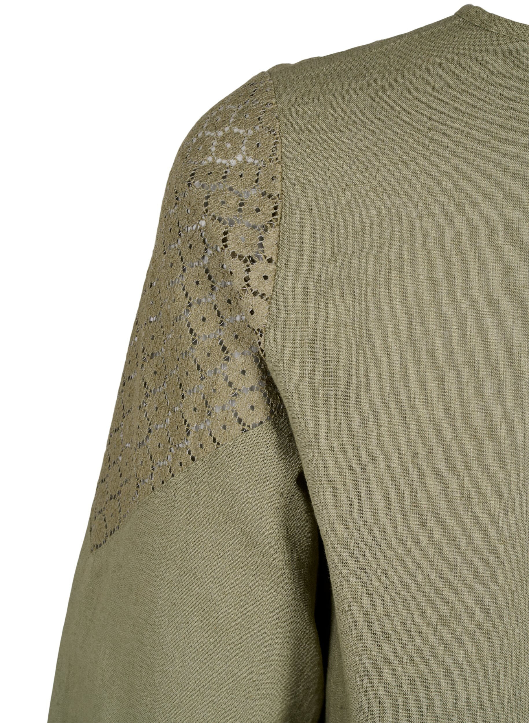 Zizzifashion Blouse in a cotton mix with linen and crochet detail, Deep Lichen Green, Packshot image number 3
