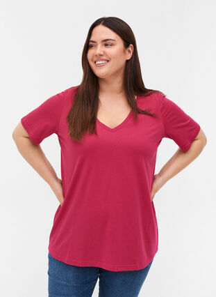 Organic cotton T-shirt with V-neckline, Sangria, Model image number 0