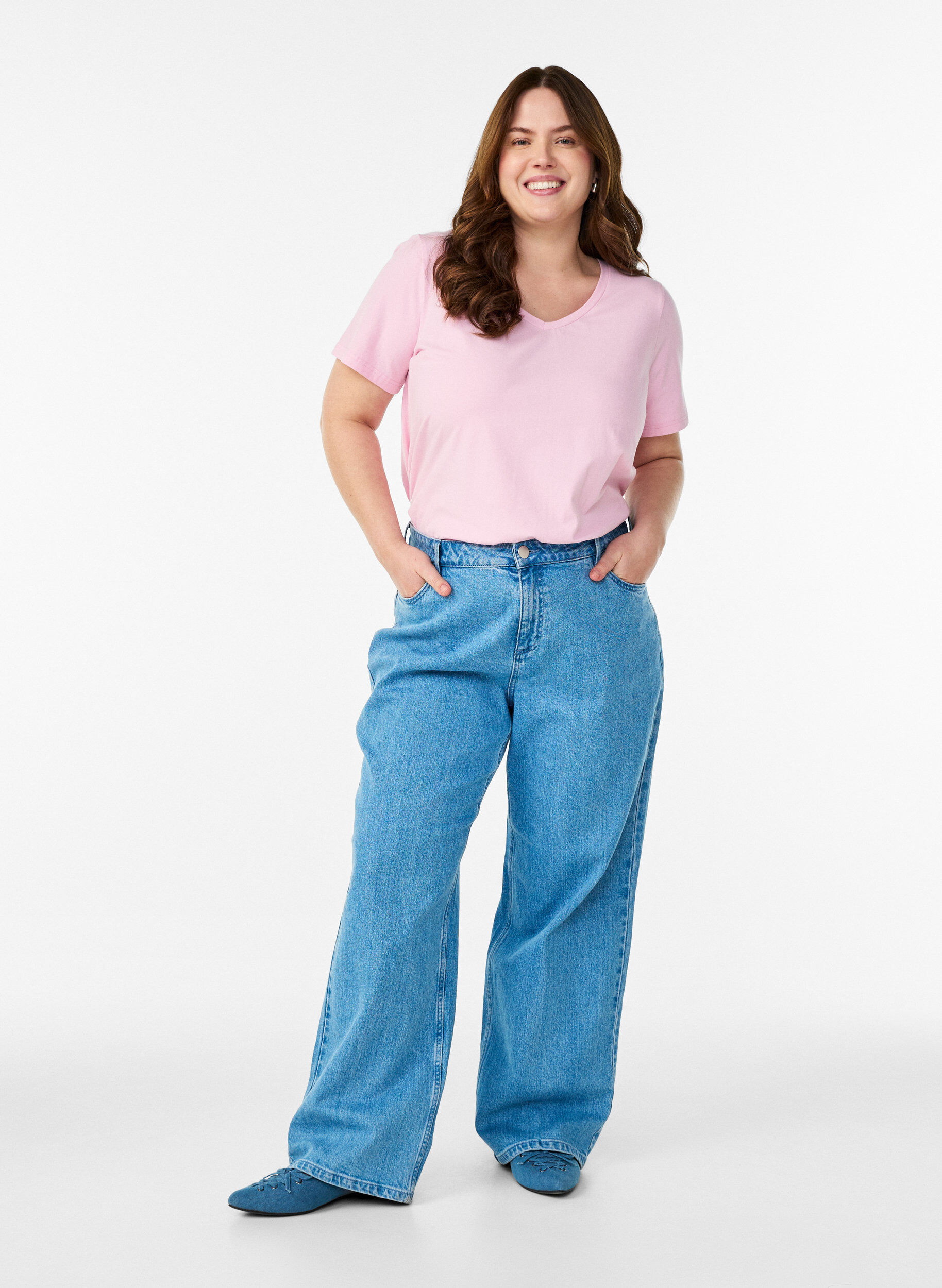 ZizzifashionSolid coloured basic t-shirt in cotton, Rose, Model image number 1