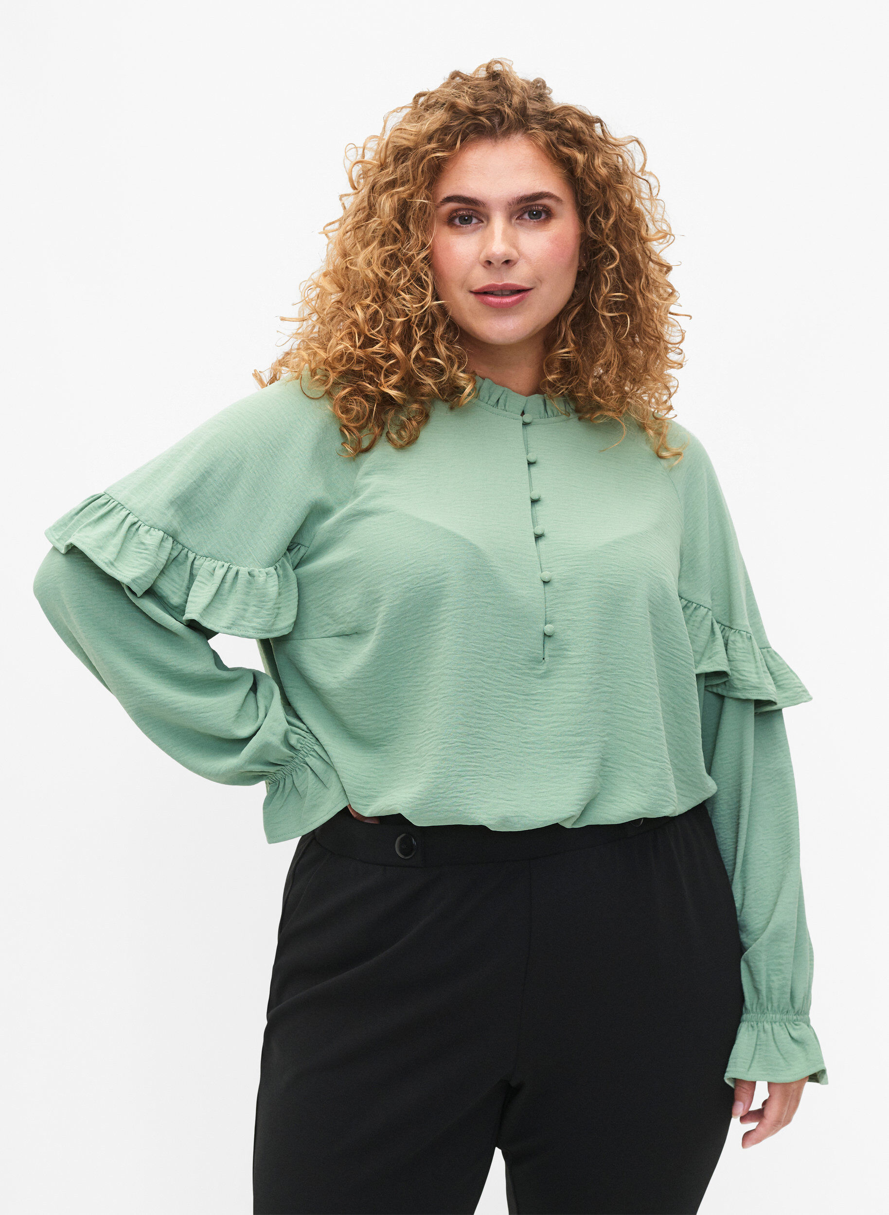 Zizzifashion Blouse with ruffles and buttons, Green Bay, Model image number 0