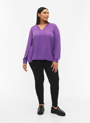 Long sleeve blouse with wrinkles on the back, Pansy, Model image number 2