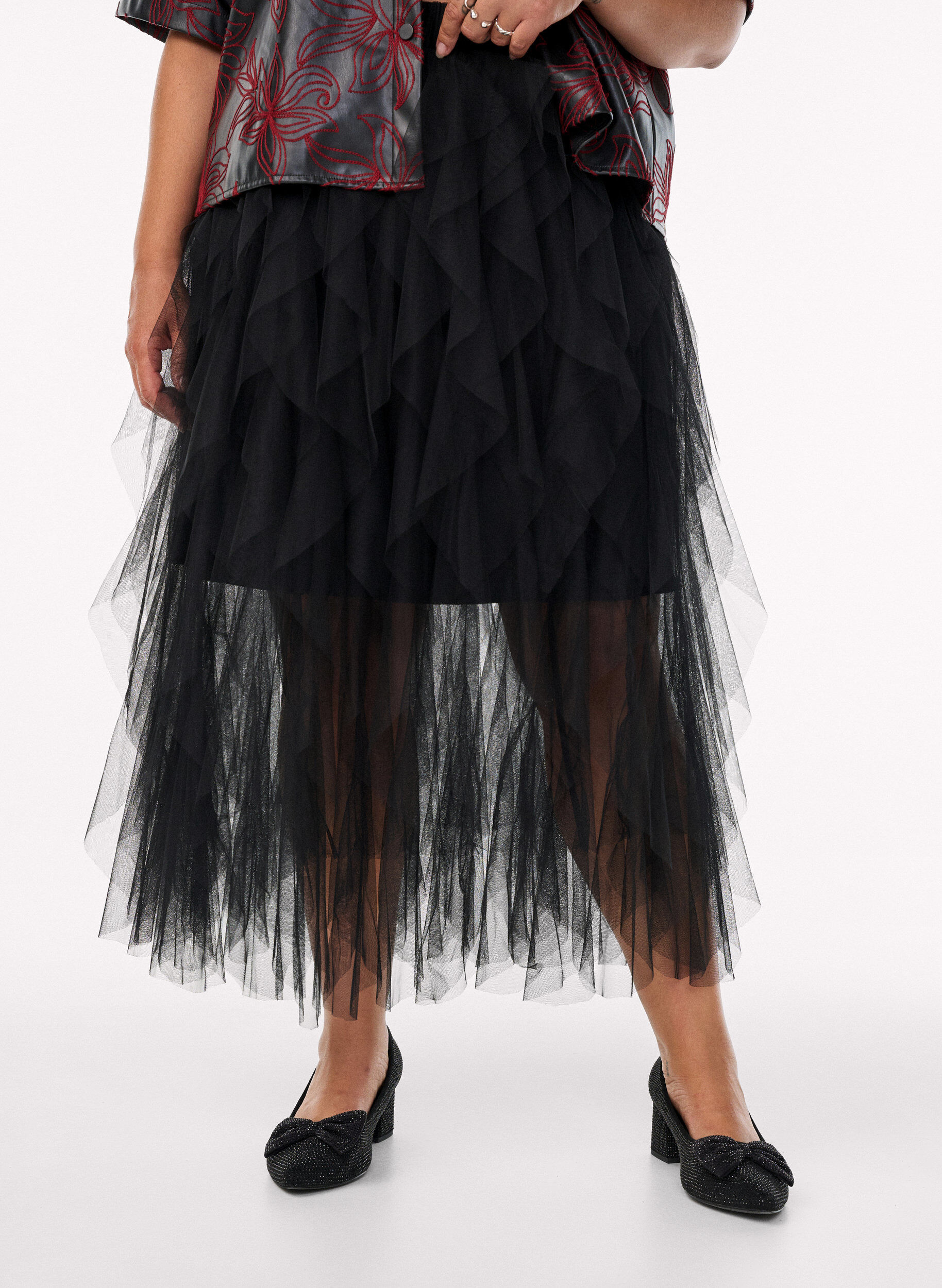 Zizzifashion Midi tulle skirt with elastic waistband, Black, Model image number 2