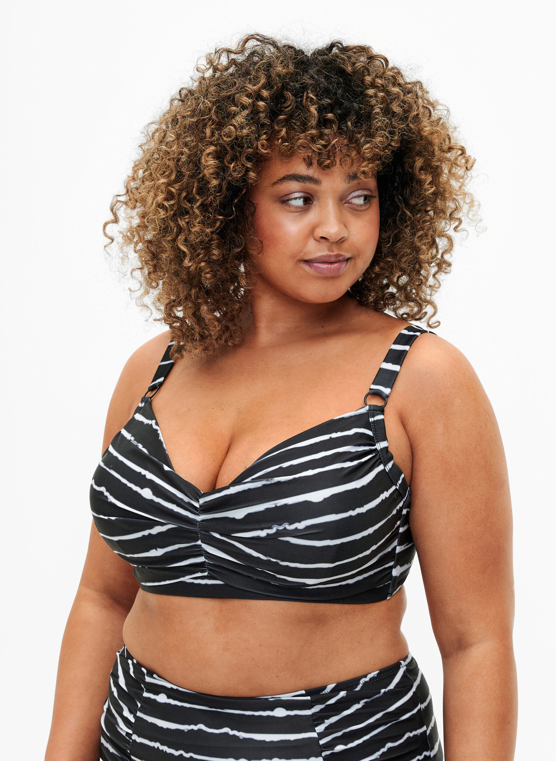 Zizzifashion Printed bikini bra with underwire, Black White Stripe, Model image number 0