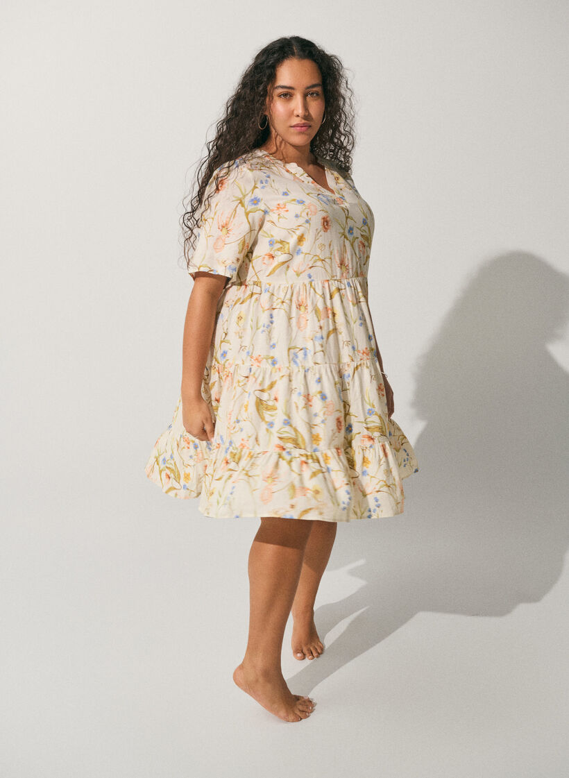 Knee-length A-line dress in linen and viscose, Vanilla, Image image number 0