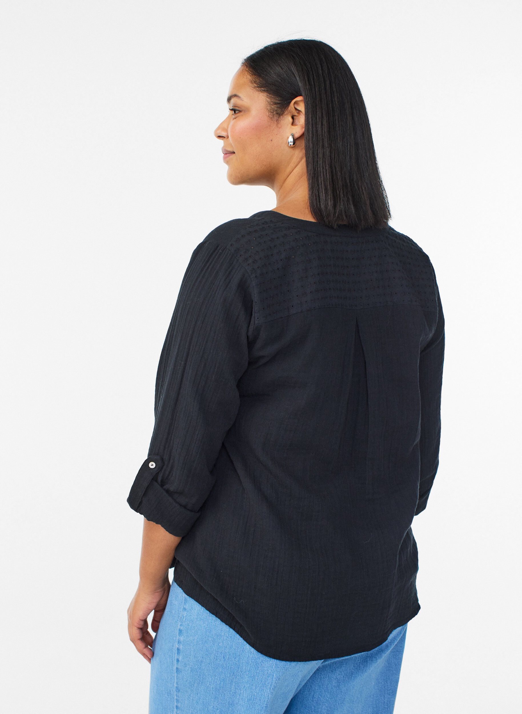 ZizzifashionBlouse in cotton muslin with broderie anglaise, Black, Model image number 2