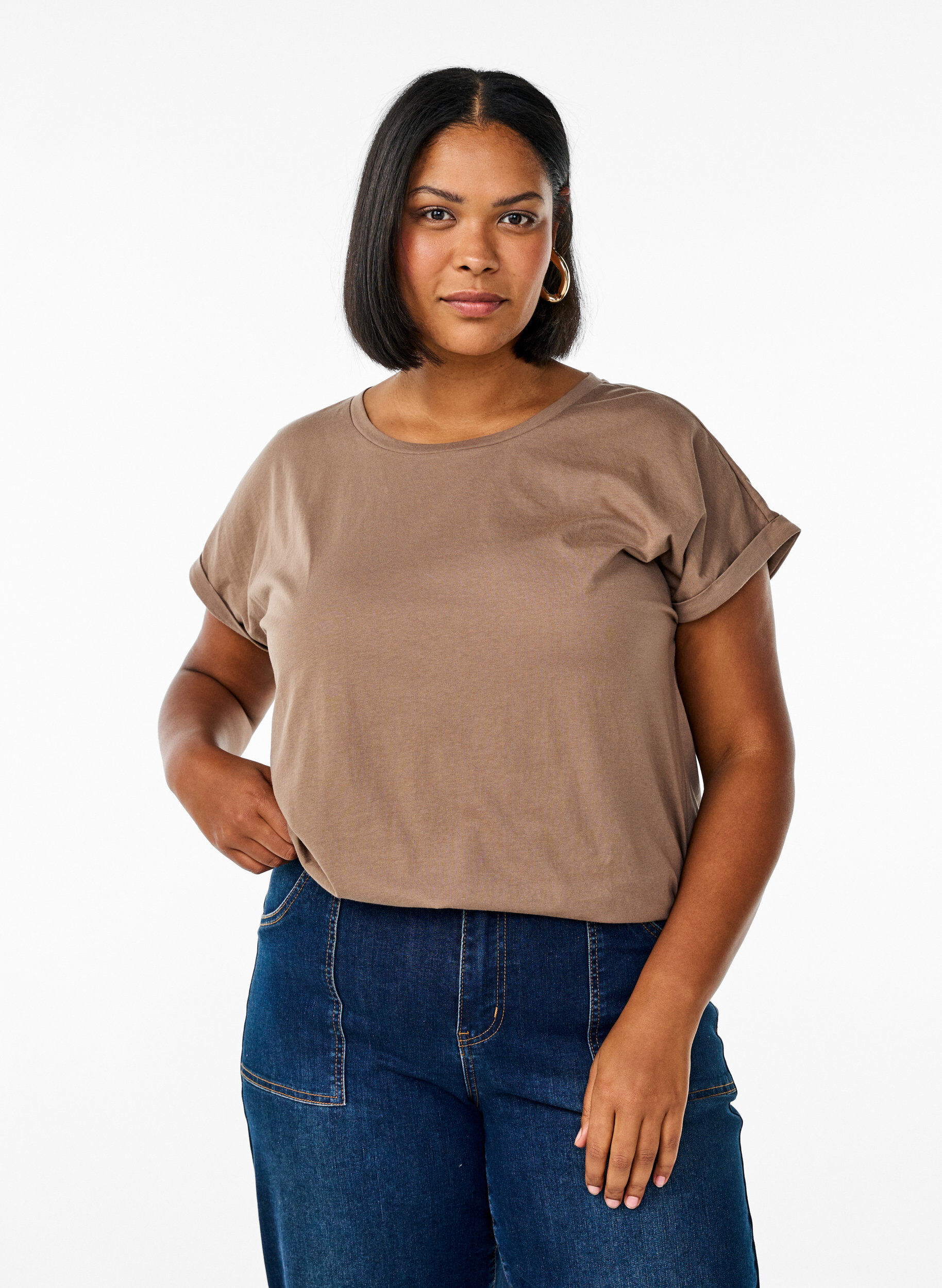 Short sleeve cotton blend T-shirt, Brown, Model