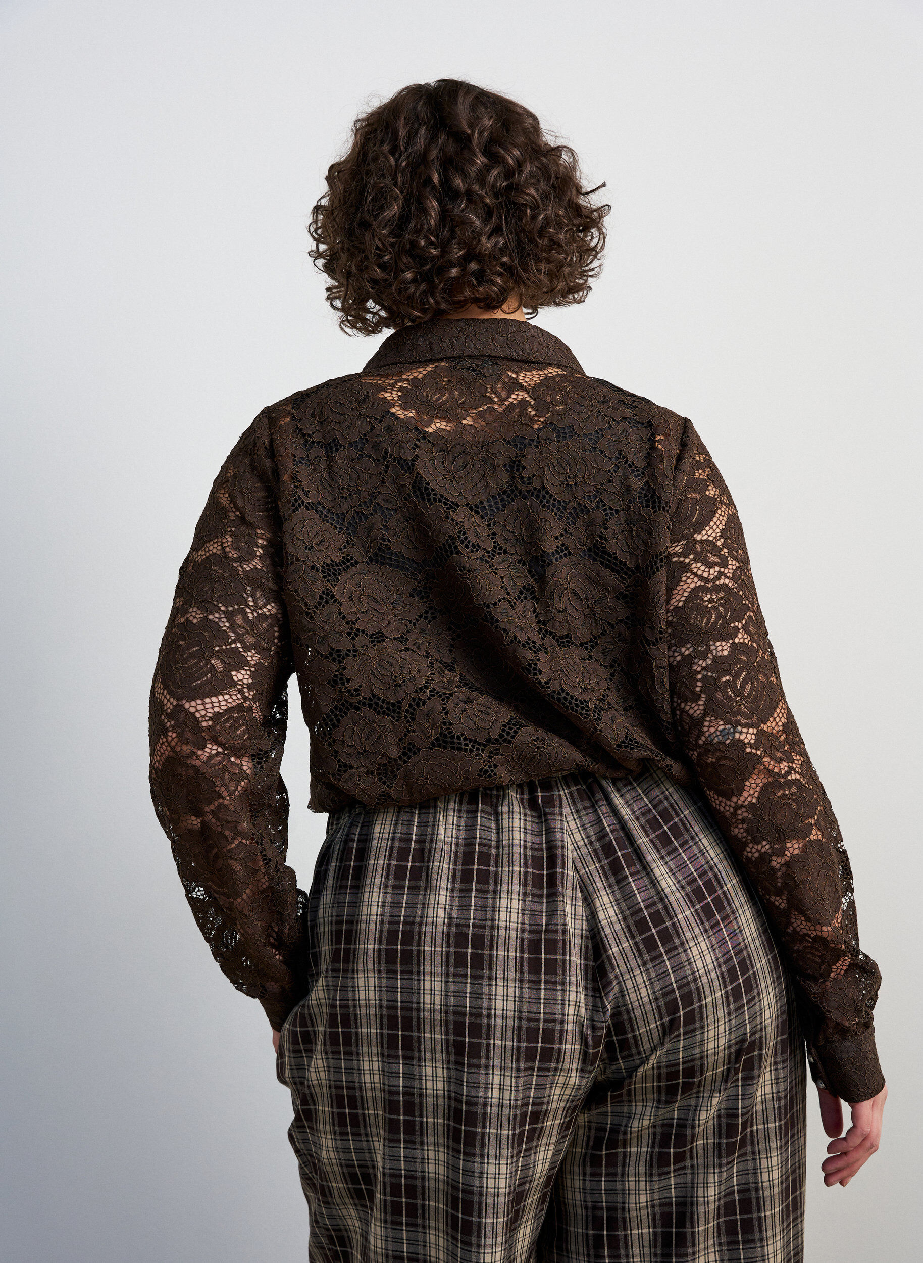 ZizzifashionLace shirt with pearl buttons, Brown, Model image number 2