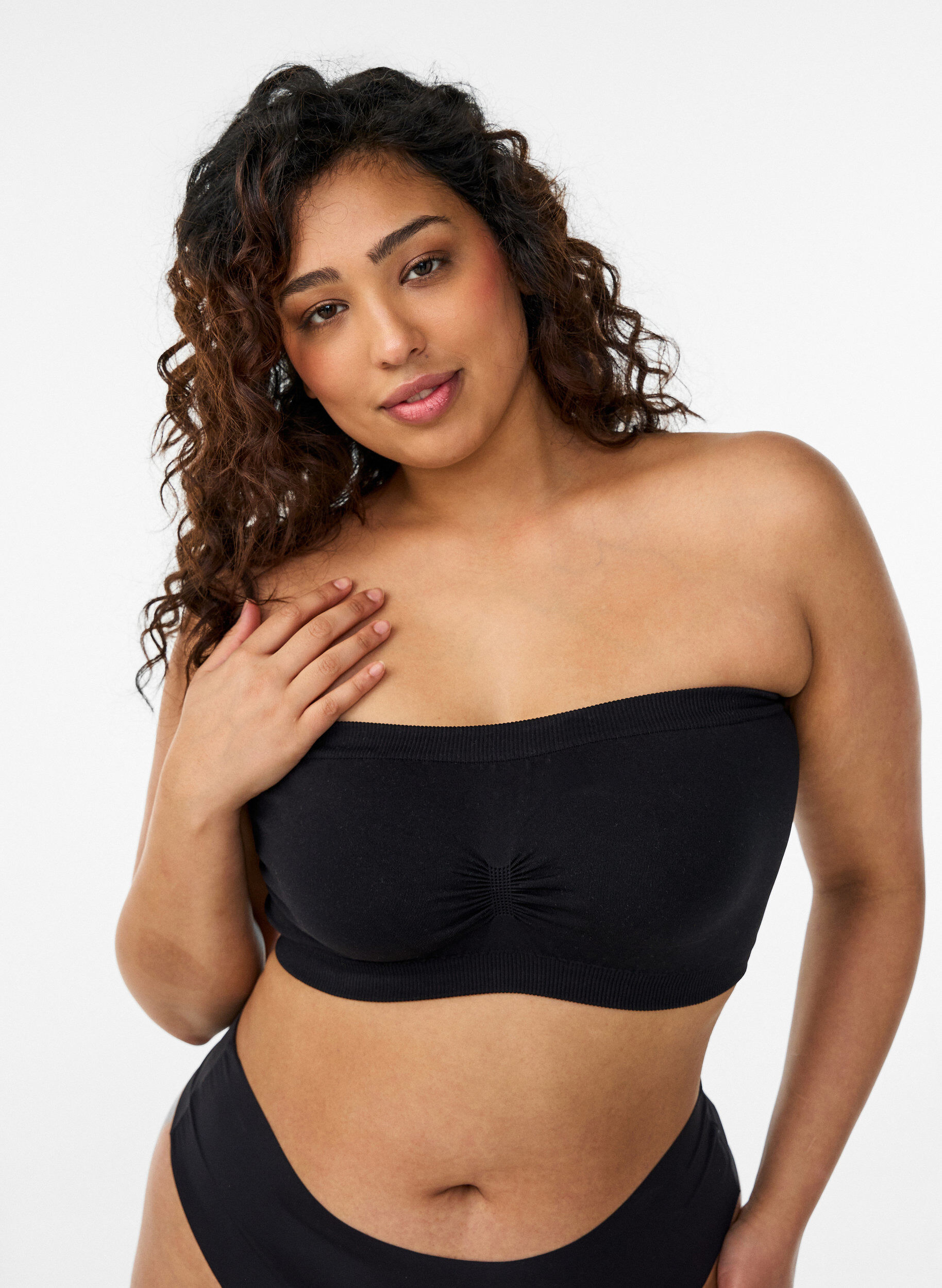 Tube bra, Black, Model