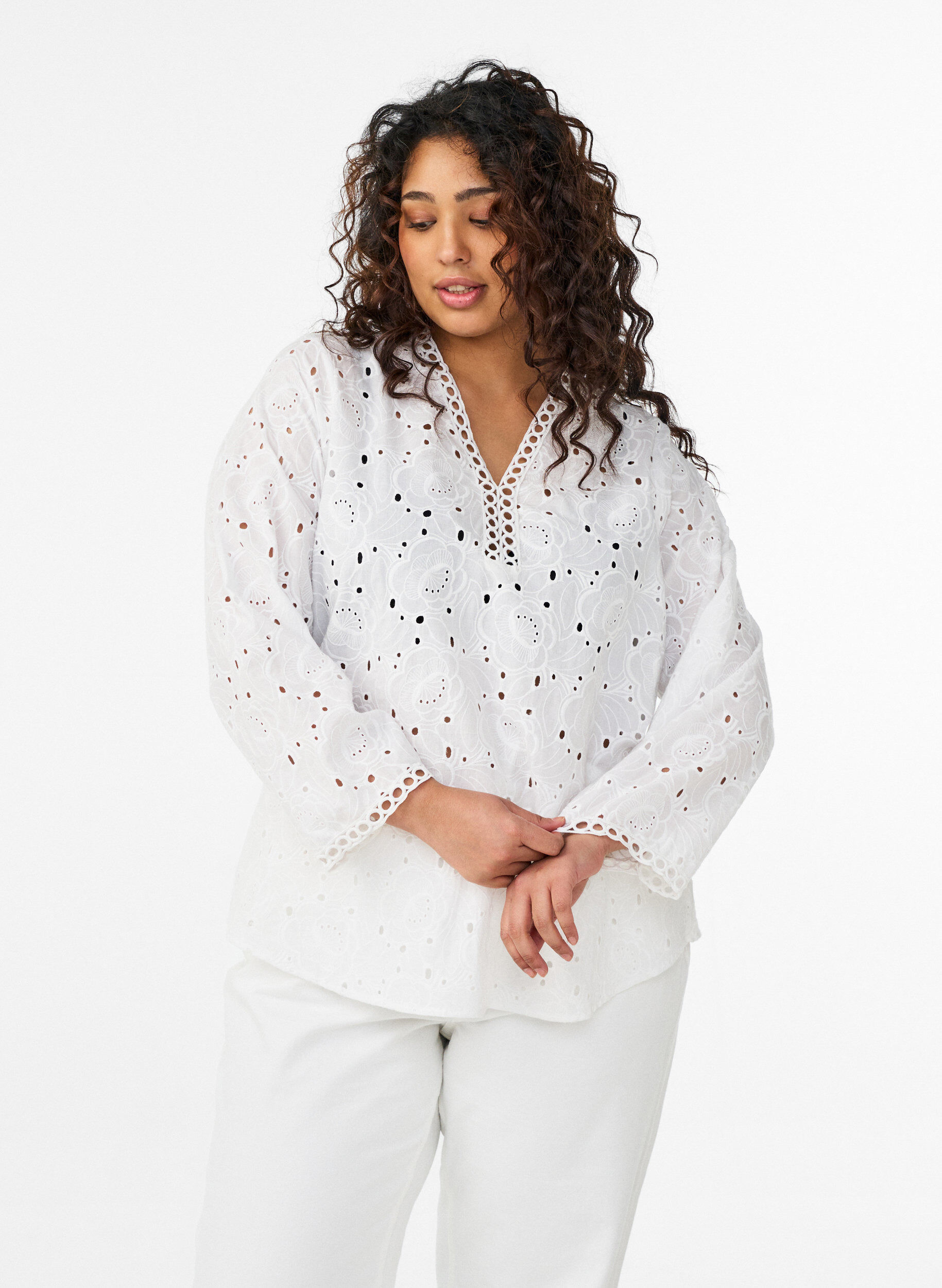 Long-sleeved cotton blouse with broderie anglaise, White, Model