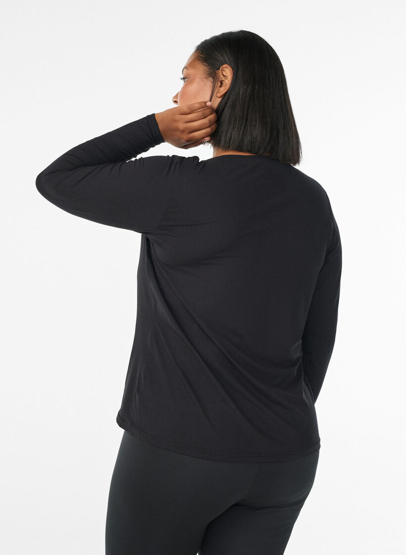Long-sleeved fitness top, Black, Model image number 2