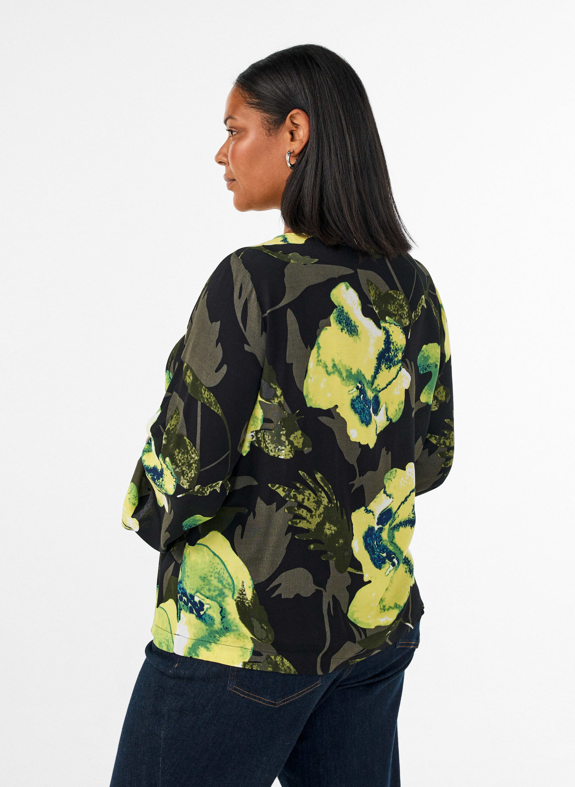 ZizzifashionFloral blouse with a boat neck and wide sleeves, Black, Model image number 2