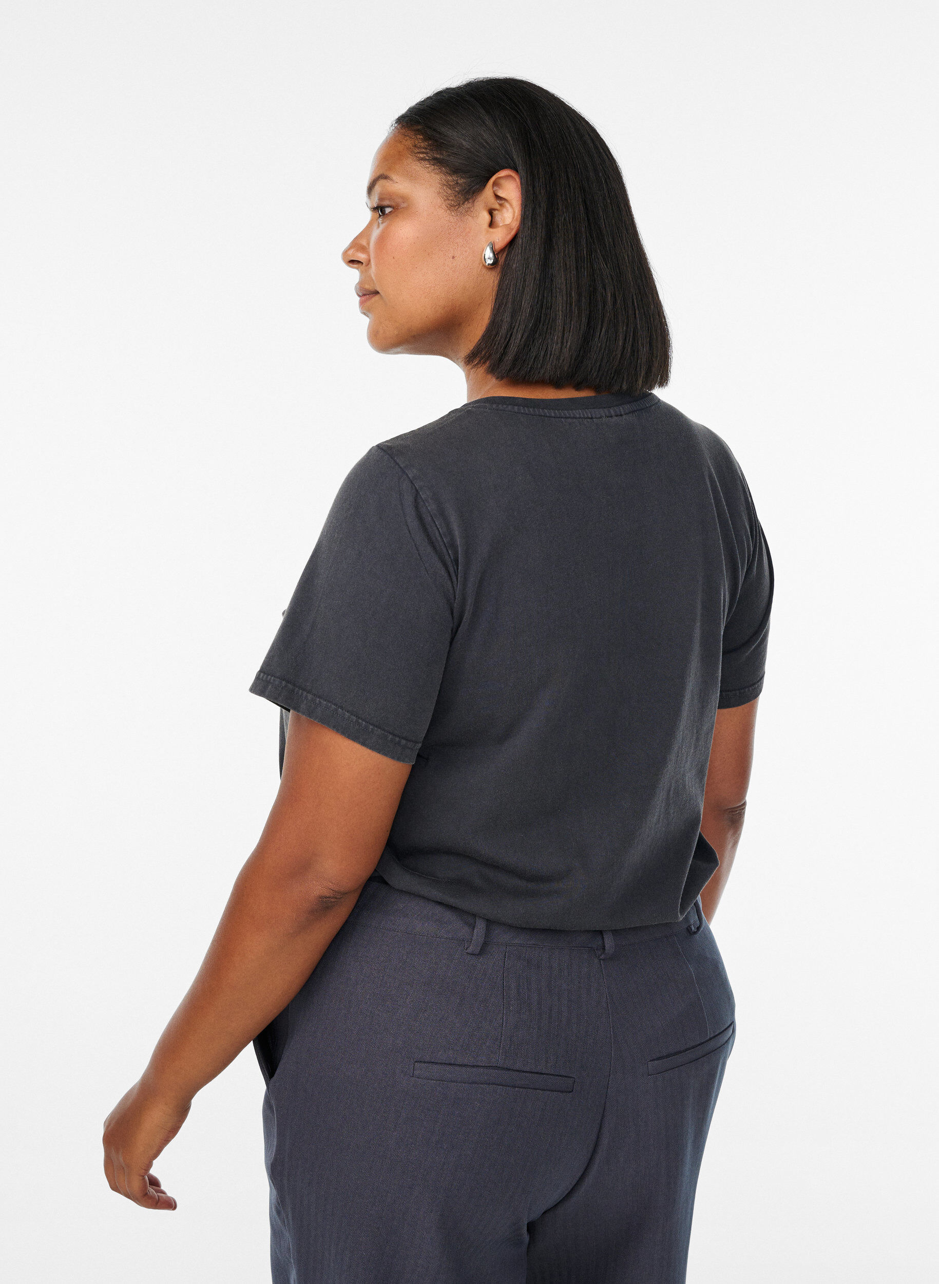 Zizzifashion T-shirt in organic cotton with a washed look, Grey, Model image number 2