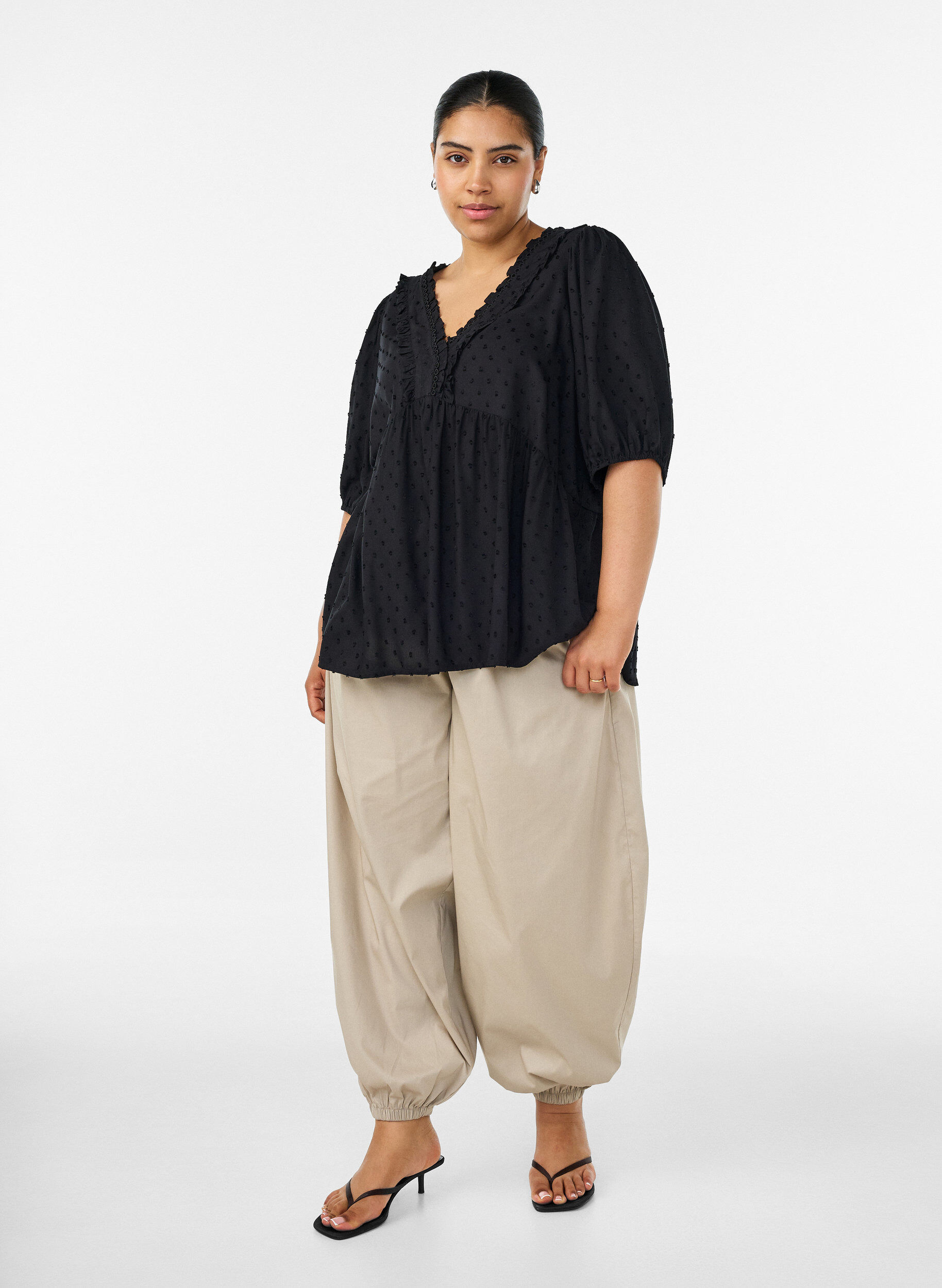 Zizzifashion Viscose blouse with a dotted texture and V-neck, Black, Model image number 1