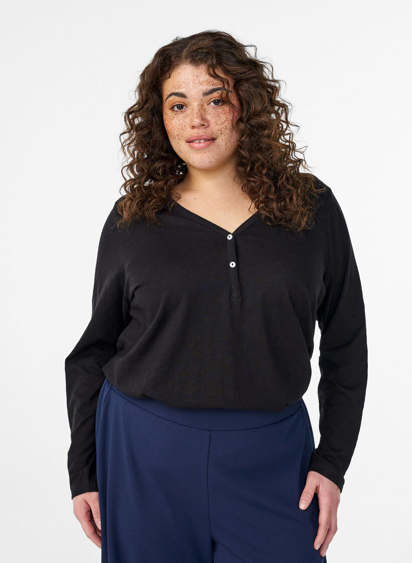 Long-sleeved t-shirt with V-neck and buttons, Black, Model image number 0