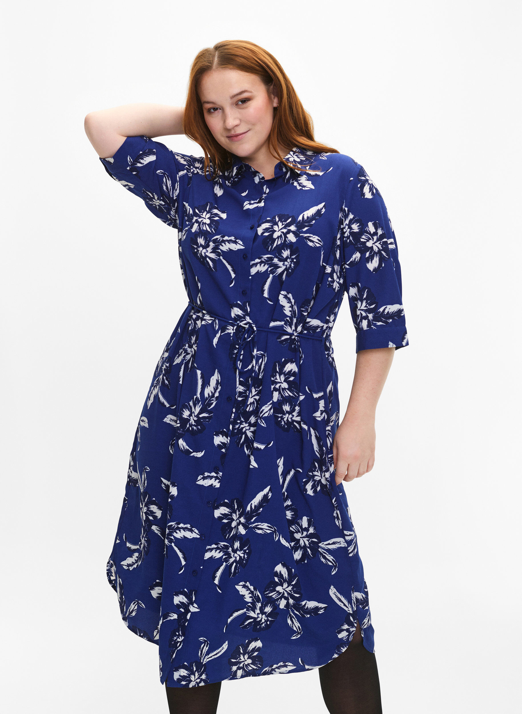 Zizzifashion FLASH - Shirt dress with floral print, Navy Blazer Flower, Model image number 0