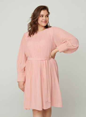 Long-sleeved plisse dress with a waist tie, Rose Tan, Model image number 0