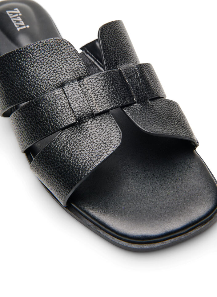 Sandal with wide straps and a square toe, Black, Packshot