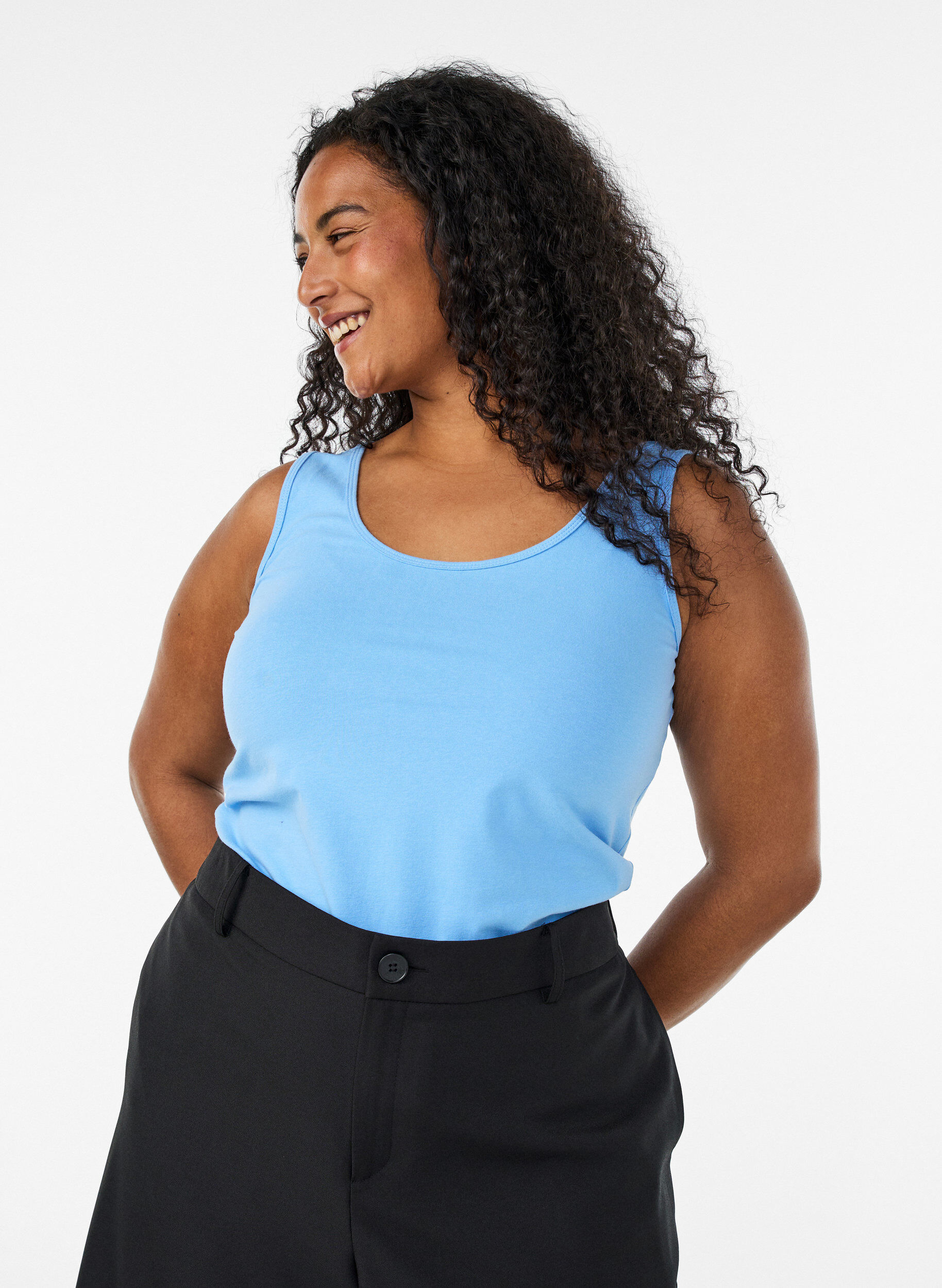 ZizzifashionSolid color basic top in cotton, Light Blue, Model image number 0