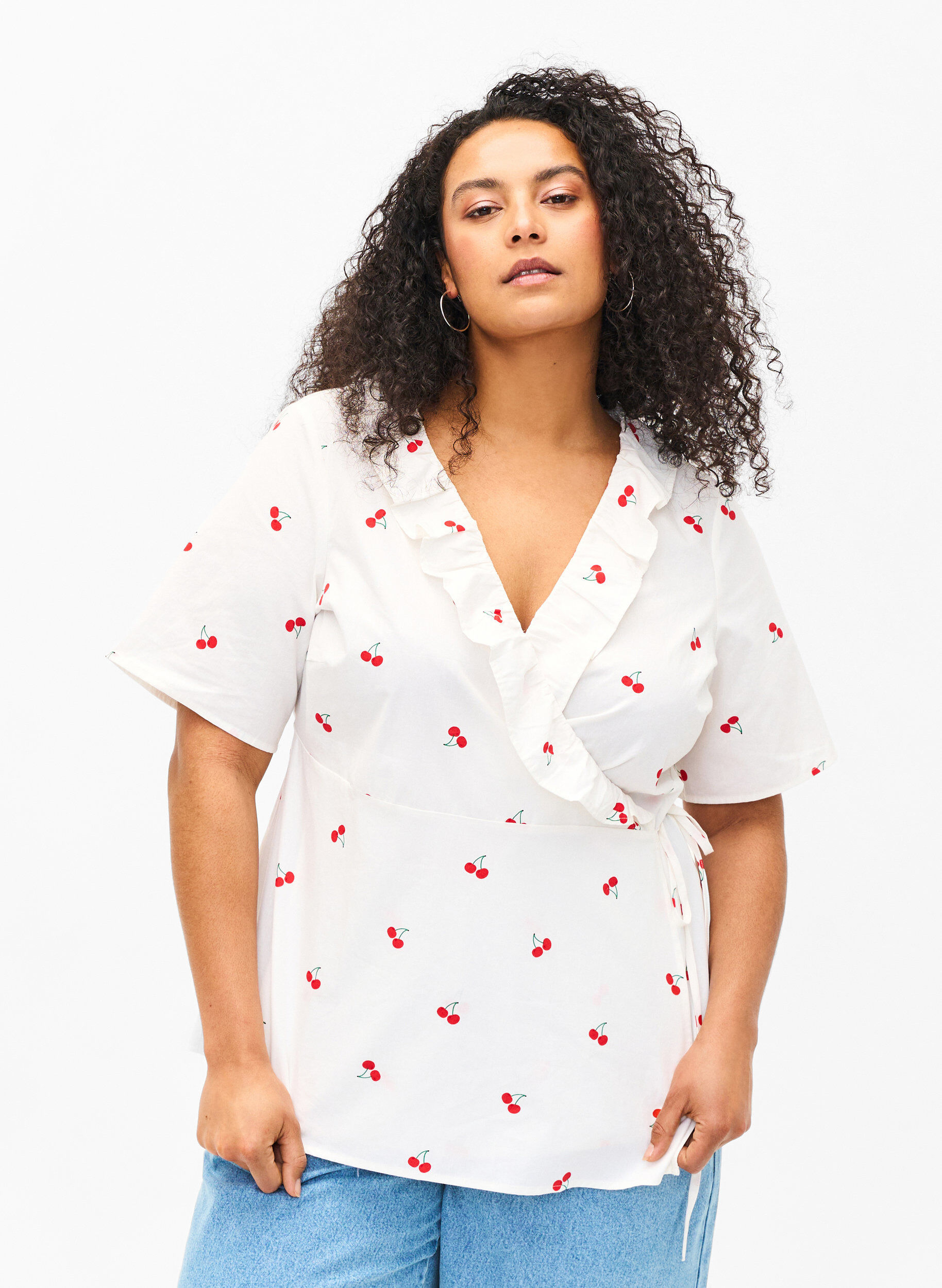 Zizzifashion Cherry print wrap blouse in cotton, B. White/Cherry, Model image number 0