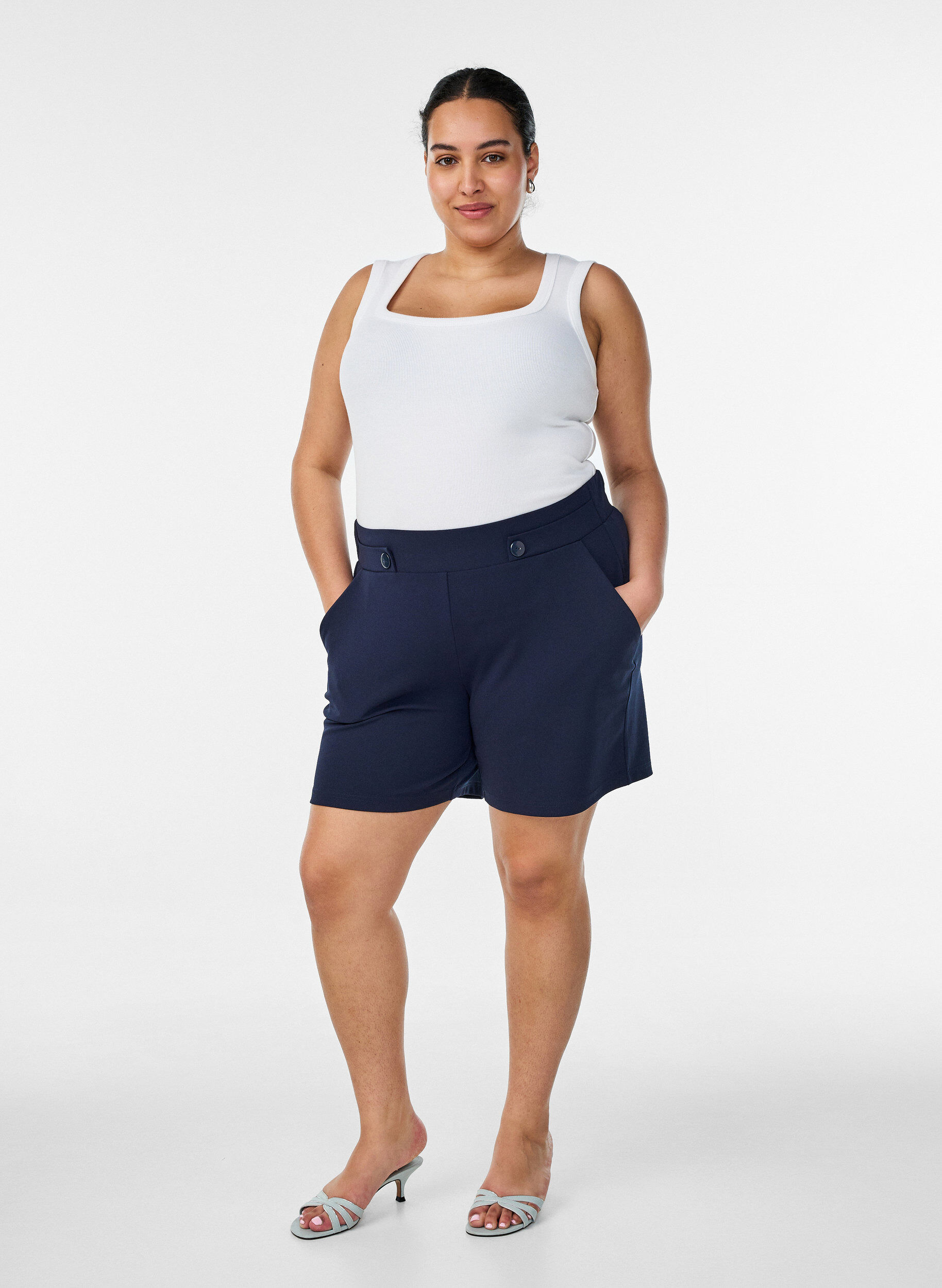 Zizzifashion Shorts with pockets and loose fit, Blue, Model image number 1